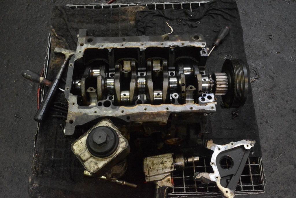 BLOK DOL MOTORU klika BKD DODGE CALIBER 1 a 2.0 CRD 140 KM 06-12