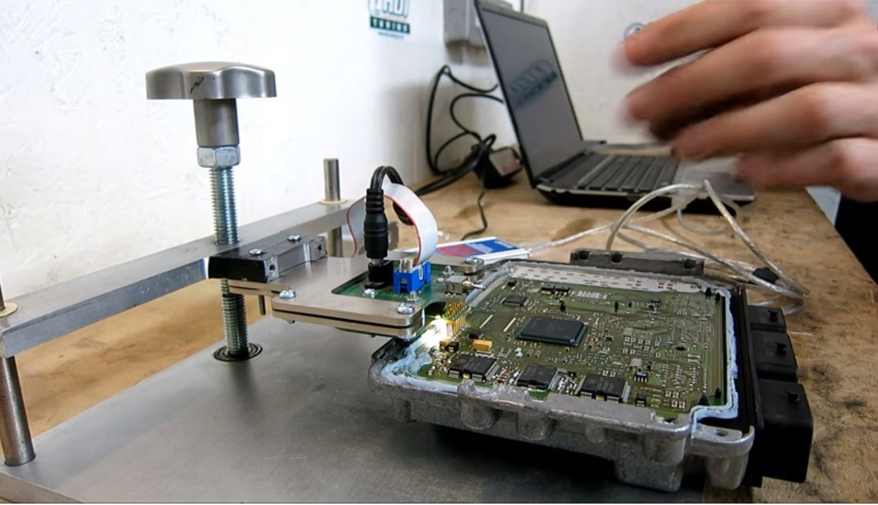 PROGRAMATOR BDM100 ECU CDM1255 ECU EDC16 ROBI