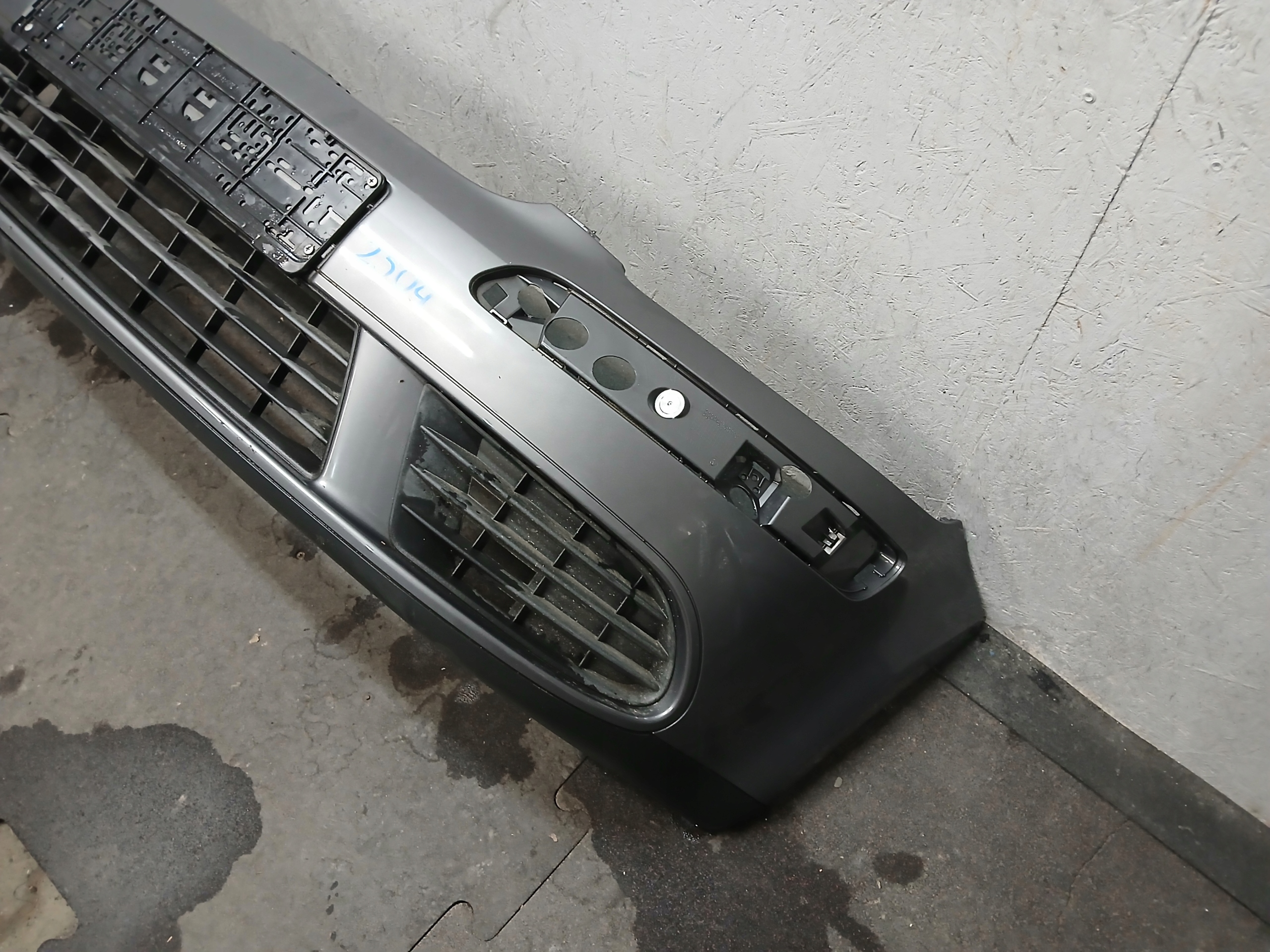 bumper front VW GOLF V 5 plus + 5M