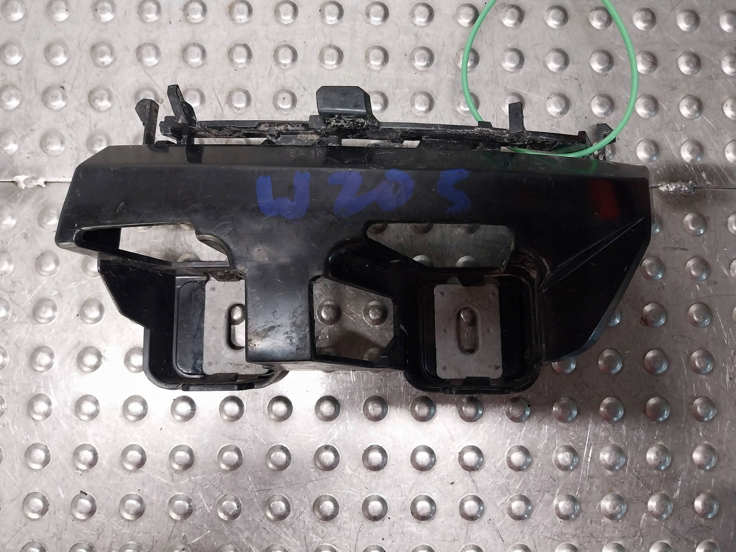 support bumper right rear part A2058852065 MERCEDES W205