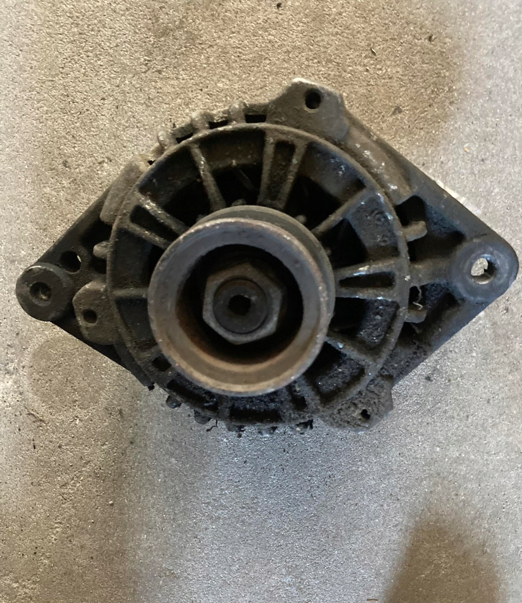 ALTERNATOR DAEWOO LANOS 1.6 BENZYNA Typ samochodu Samochody osobowe