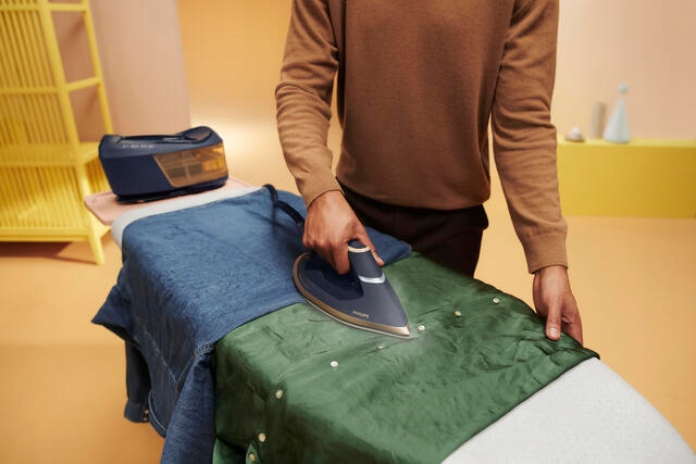 Generator pary PHILIPS PerfectCare PSG6066/20 Cechy dodatkowe Technologia OptimalTemp