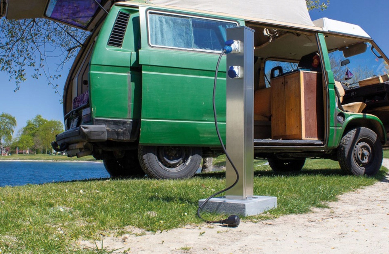 PRZYŁĄCZE WTYCZKA CEE 230V 1.5M Marka Inna