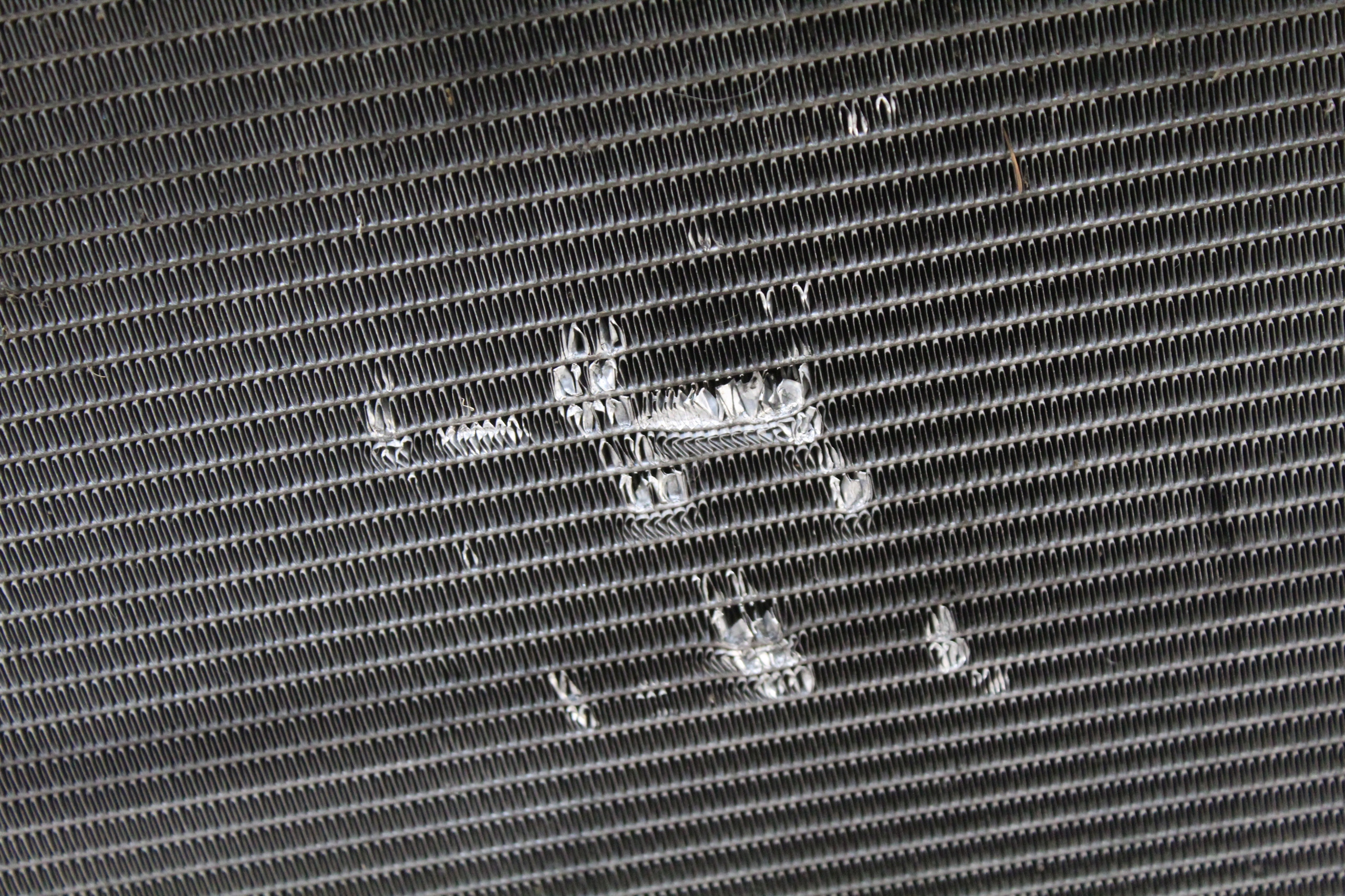 chladiče ventilátor JEEP GRAND CHEROKEE WK