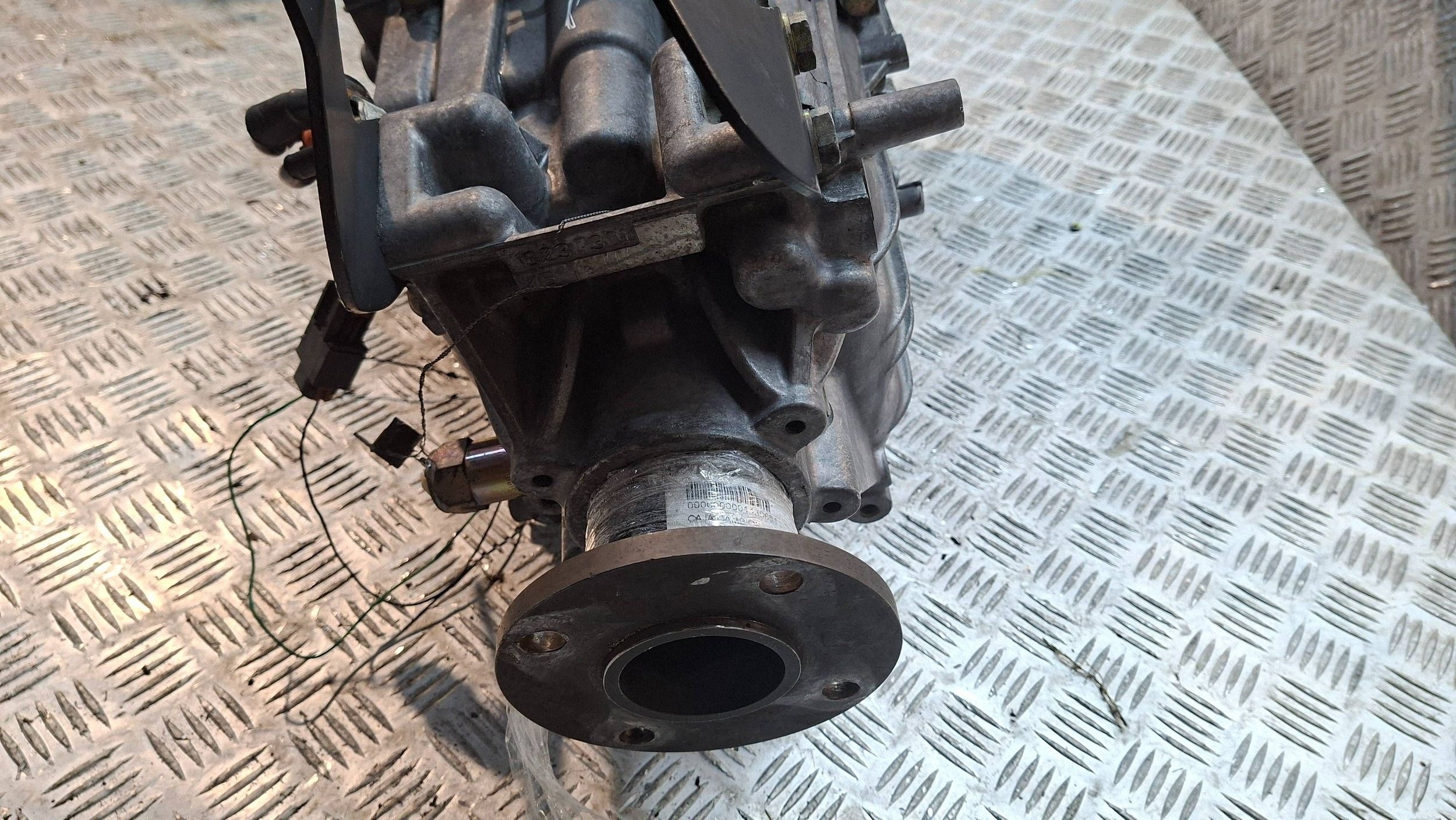 Getriebe 1323065013 6S380 RENAULT MAXITY CABSTAR 2.5 3.0 DCI