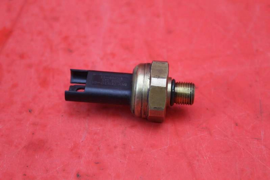 CAPTEUR PRESSION CARBURANT 7614317 BMW E90 E91 2.0I 143 KM 04-10