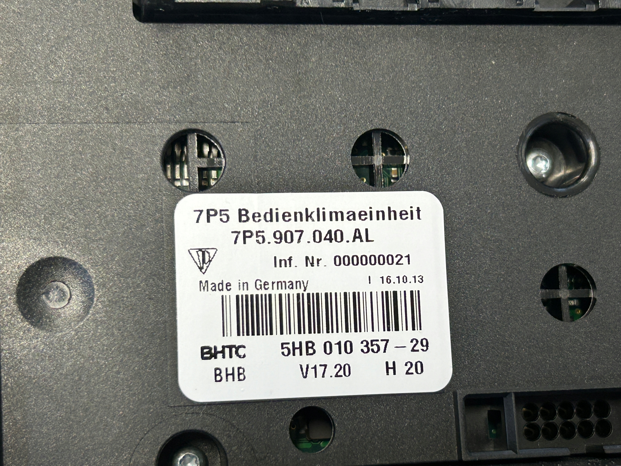 PORSCHE CAYENNE II 7P PANEL Commandes 7P5907040AL