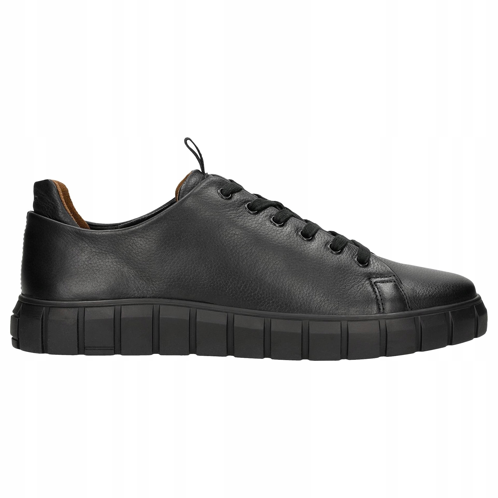 Černé pánské tenisky z celozrnné kůže vel. 42