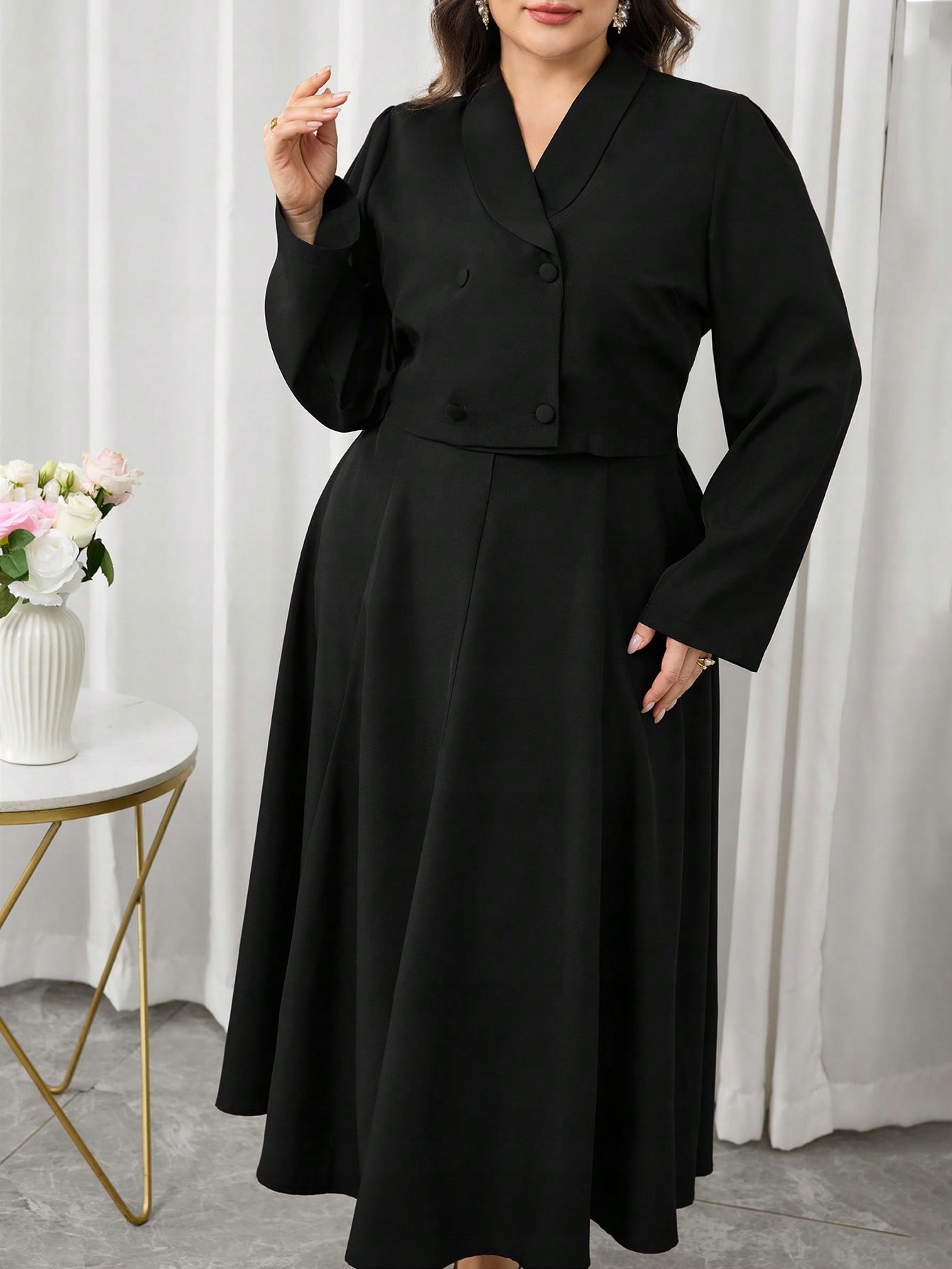 Garsonka Elegantní Výletní Černá S Sukní Shein XL 42