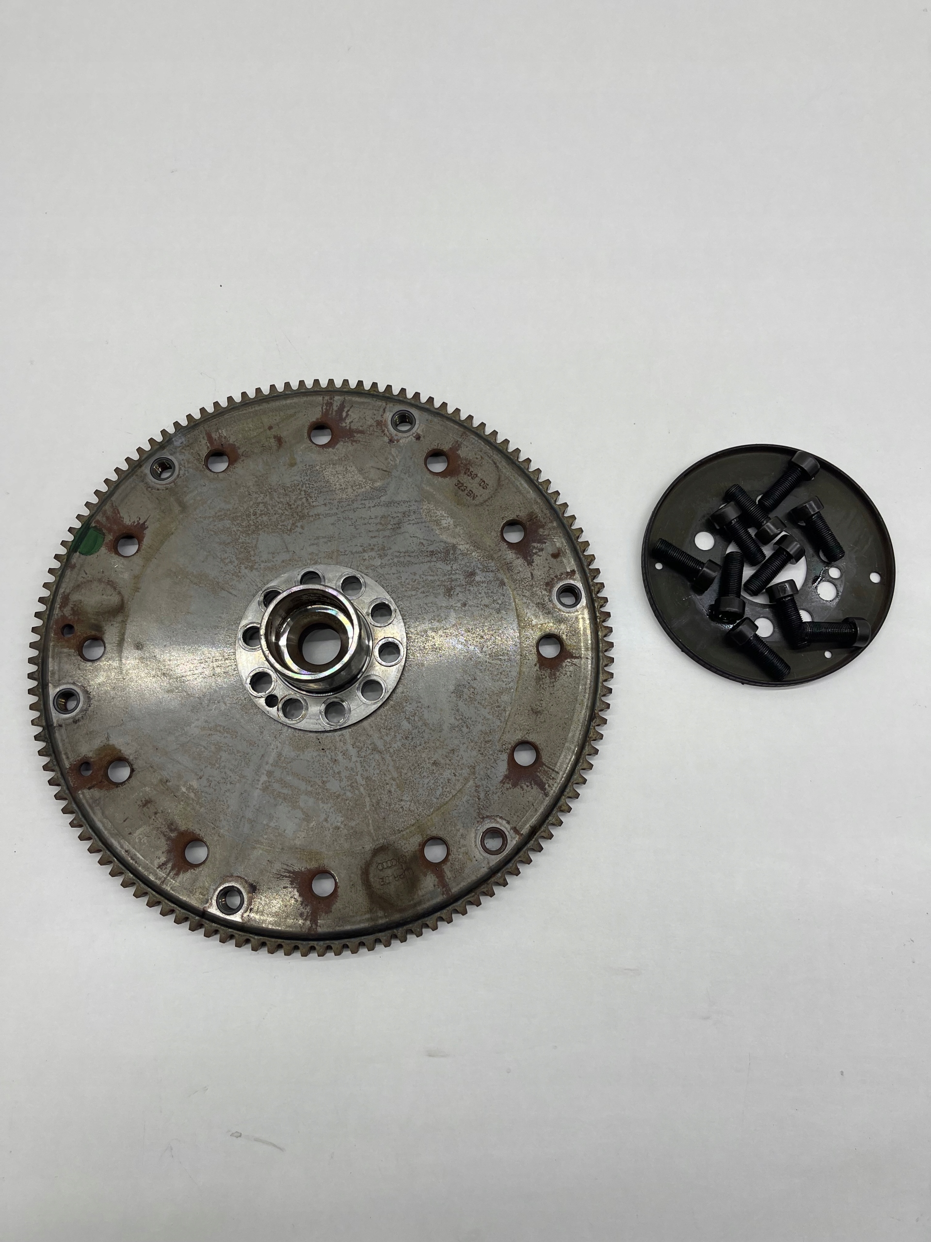 AUDI A7 A6 C7 3.0 TDI wheel flywheel + screws