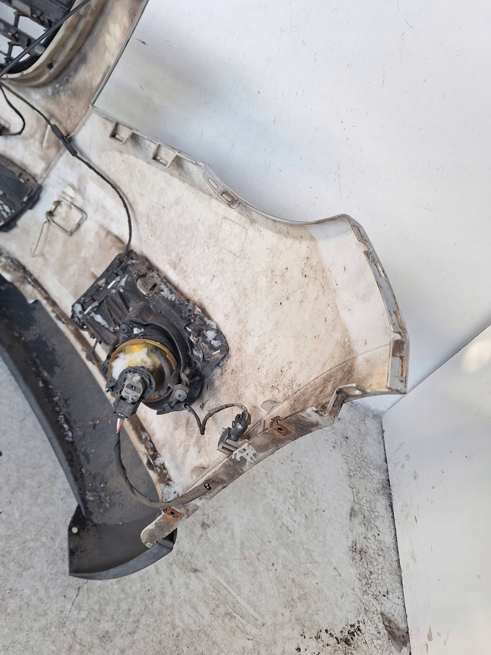 VOLKSWAGEN TIGUAN e 5N0 07-11 Paraurti + PDC 5N0807221