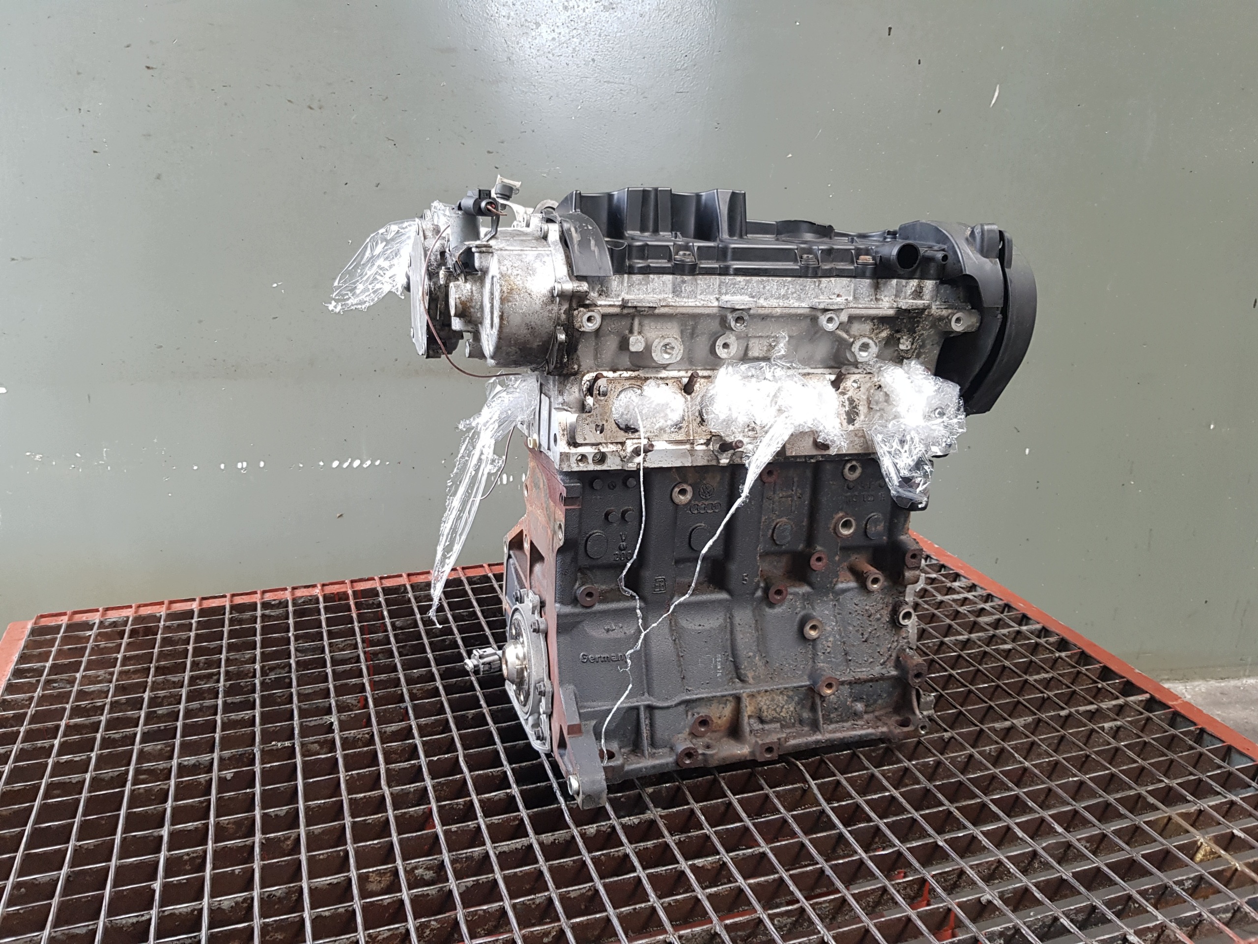 engine petrol- pillar SEAT EXEO 2.0 TFSI BWE