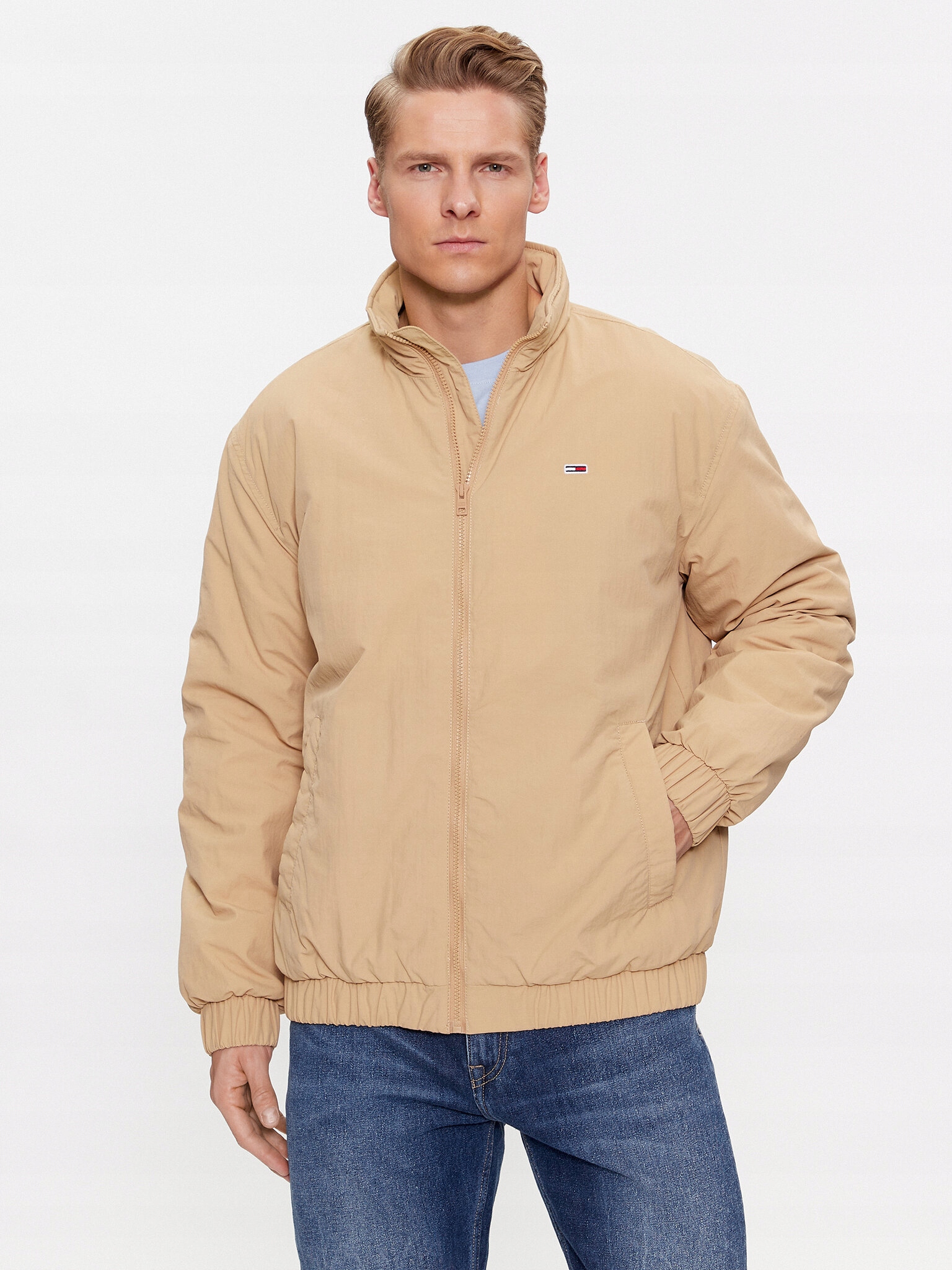 Tommy Jeans Béžová Bomberová Bunda S Logem Na Hrudi, Velikost 6F