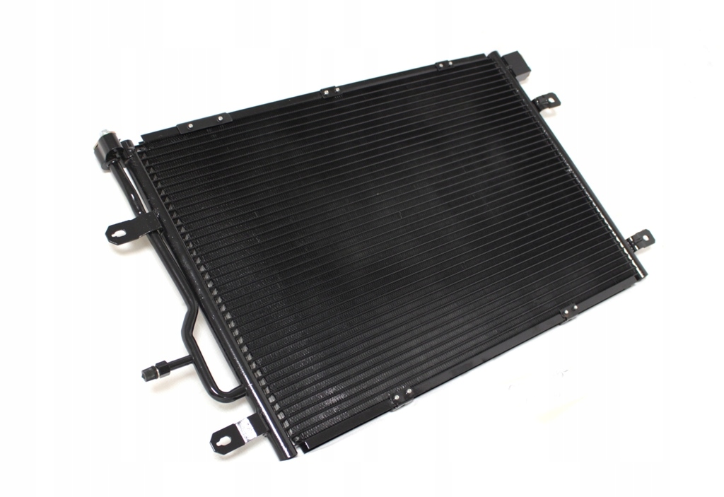 РАДИАТОР КОНДИЦИОНЕРА OE 8E0260403J