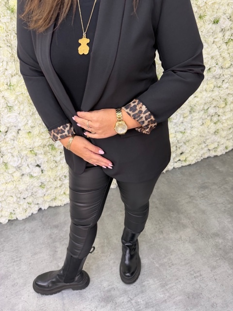 Sako Plus Size černá panterka Velikost 40 42 44 XXL