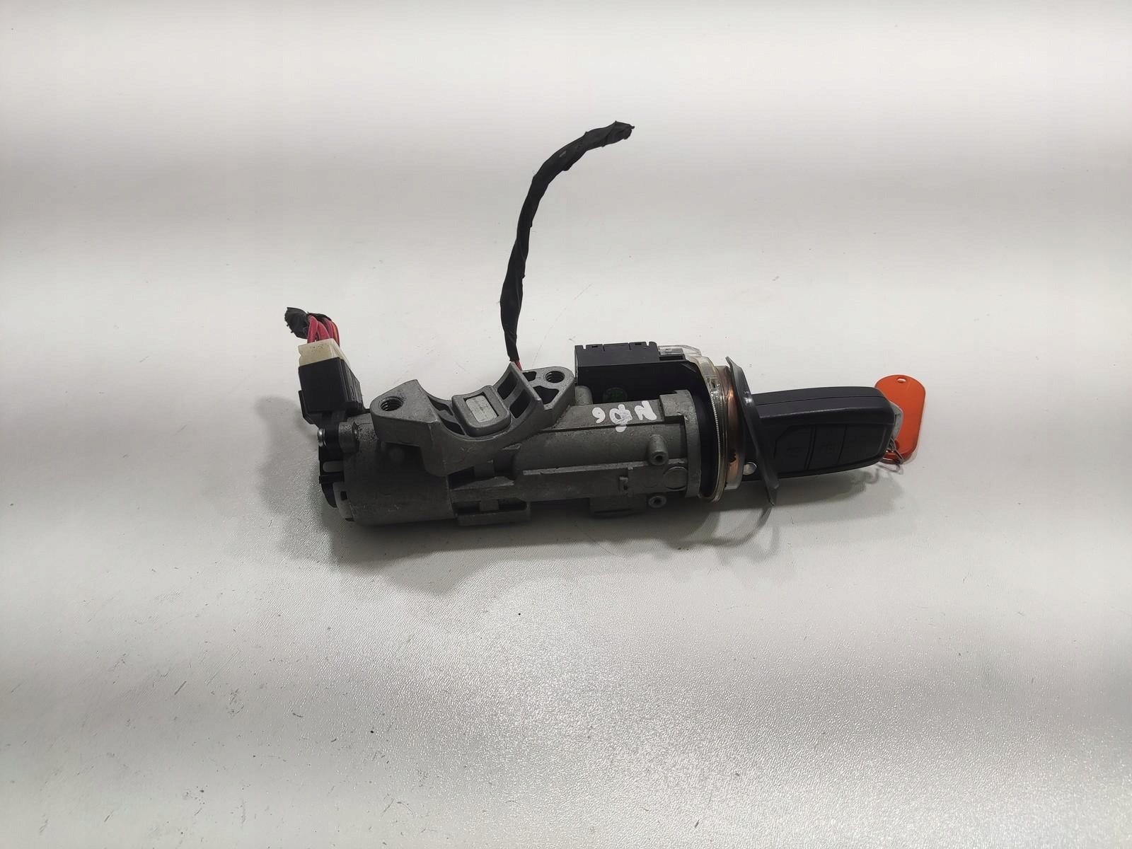 ignition key PILOT PIAGGIO PORTER II NP6 2021-2025 ET383060000A0