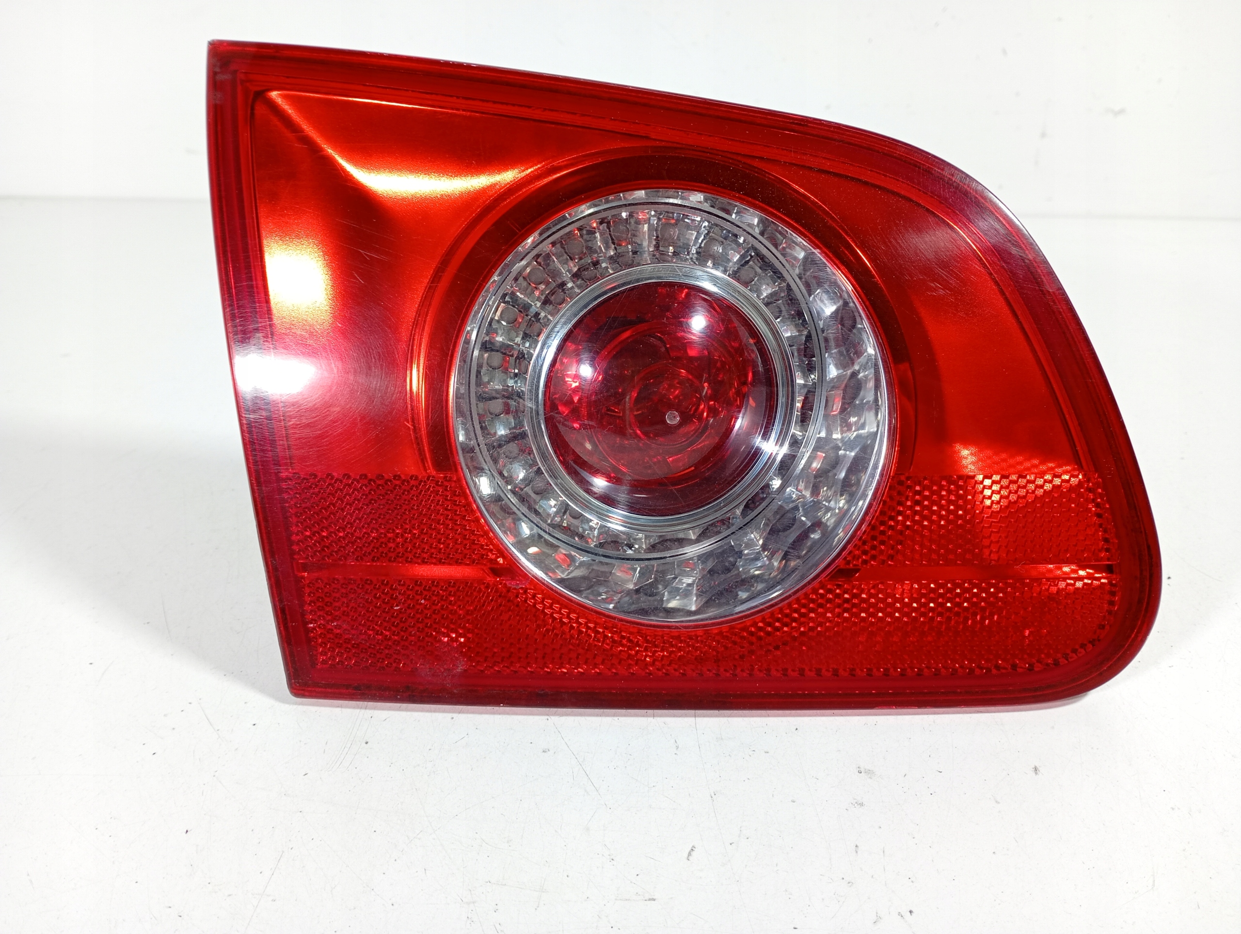 VW Passat B6 05-10 light left rear Z bonnet OE 3C9945093