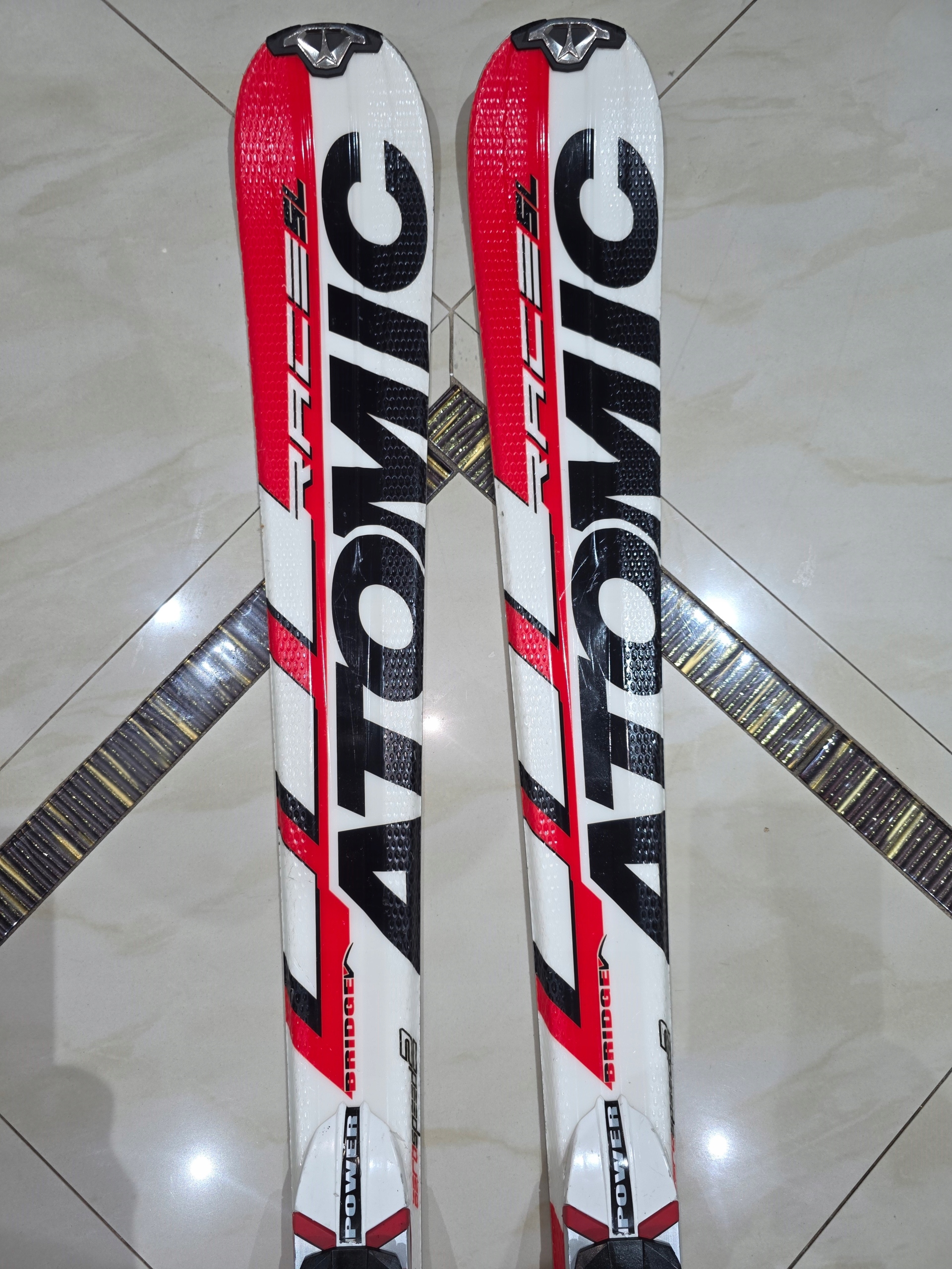 KOMPLET NARTY ATOMIC RACE SL 12 165CM+BUTY 29,5CM ROZM.45