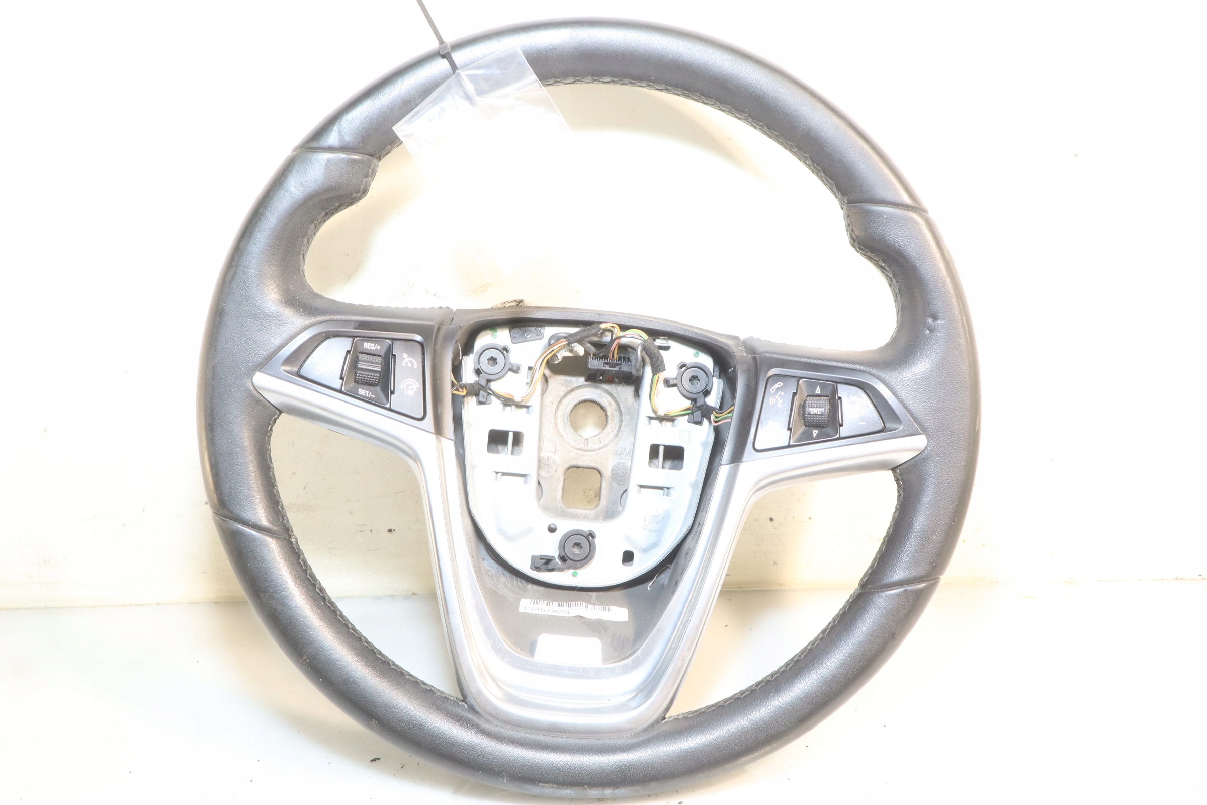 opel ZAFIRA C рулевое колесо 13351029