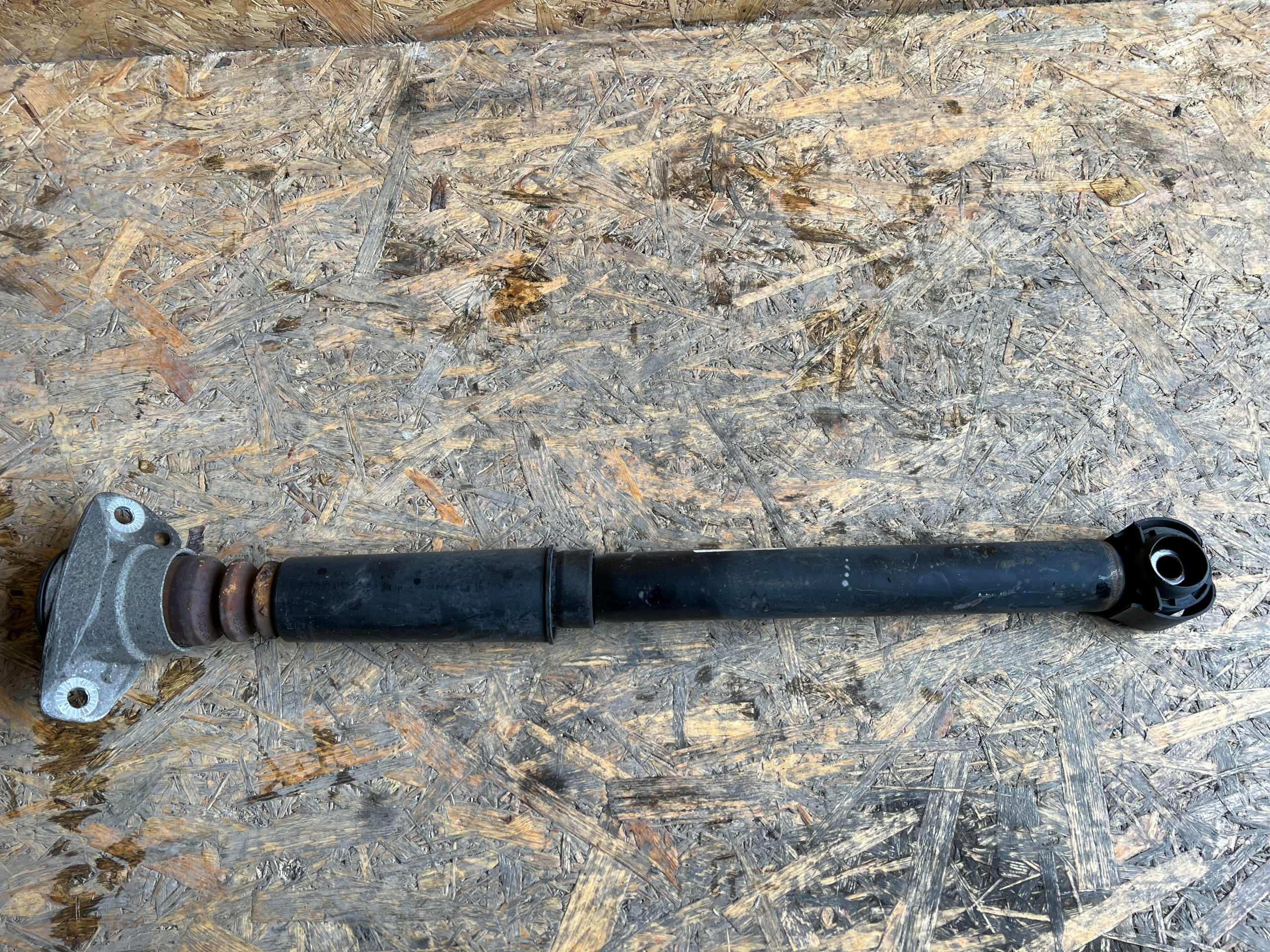 AMORTYZATOR TYLNY TYŁ AUDI A7 4G8 4G5035C