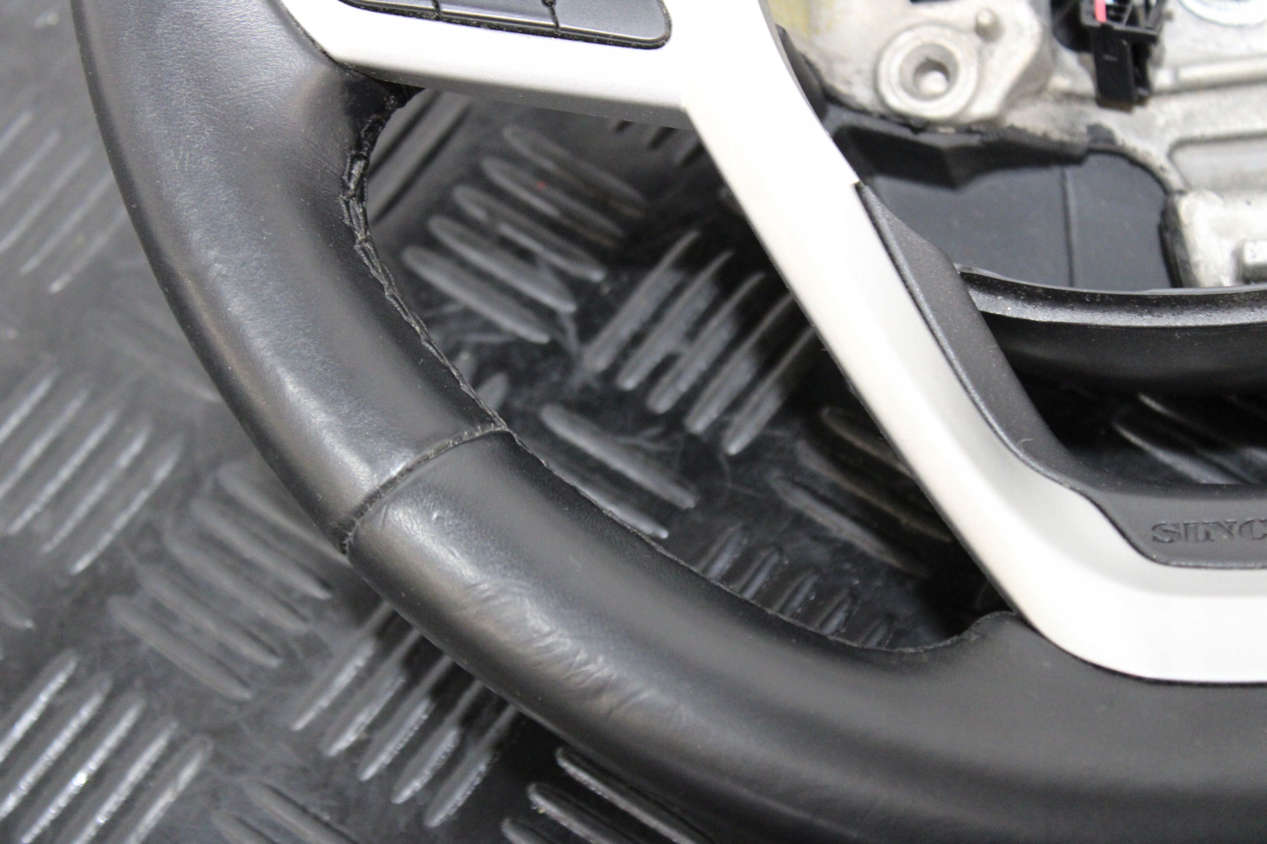 lenkrad MULTIFUNKCJA JEEP CHEROKEE KL