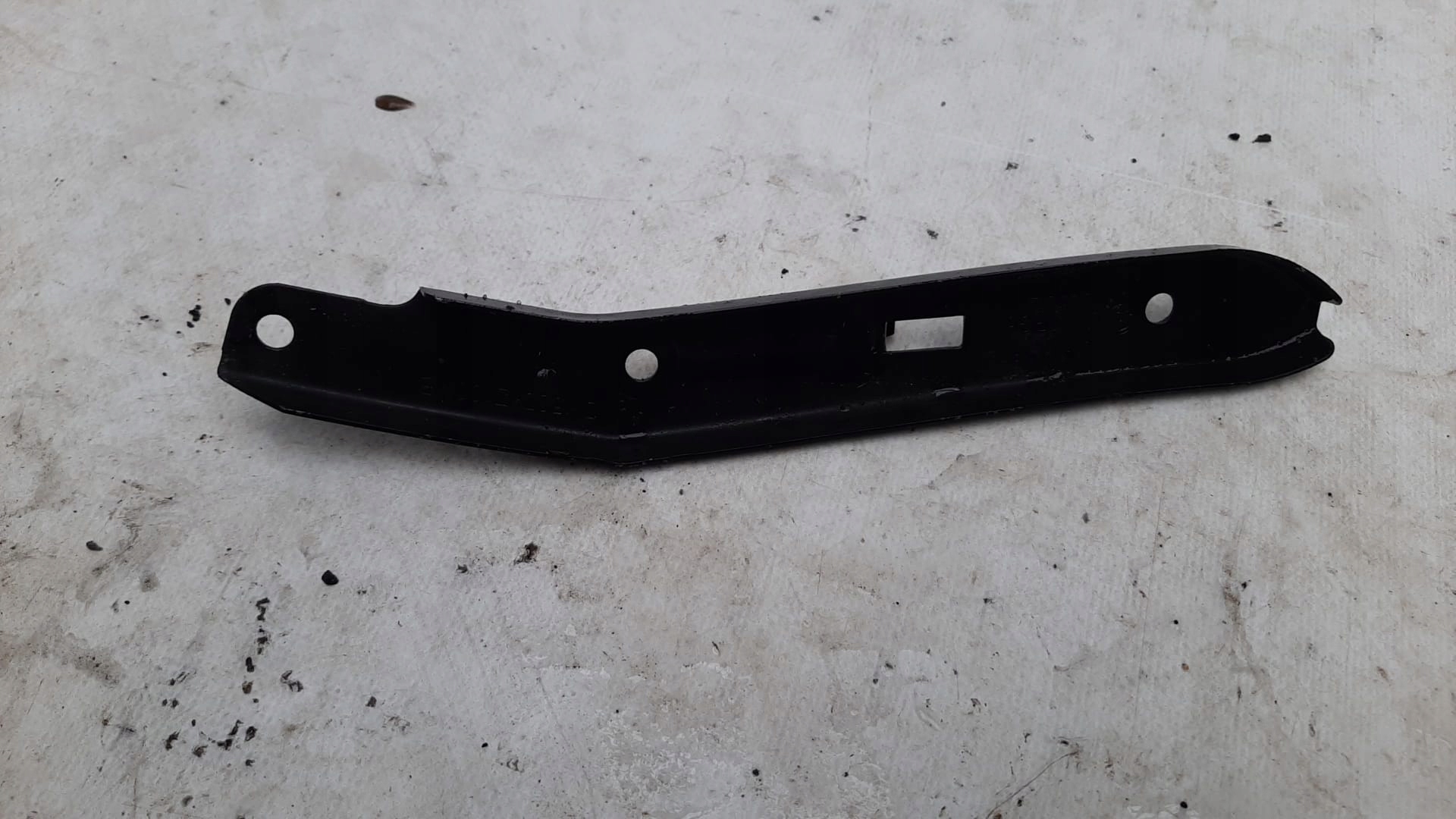 SKODA OCTAVIA III 5E0 bumper bracket left front