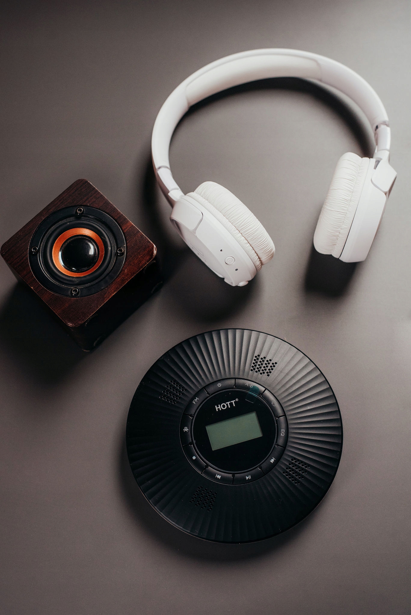 Odtwarzacz CD przenośny discman Bluetooth AUX GŁOŚNIKI, TRANSMITER FM, HiFi Kod producenta odtwarzacz cd bluetooth przenosny HIFI