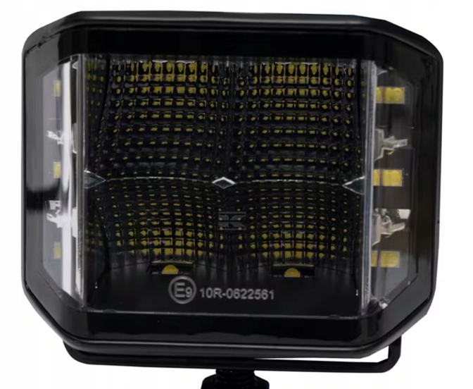 Led Pracovní Lampa 10 Čtvercová 70W 8040lm 12/24V Krátké Světlo