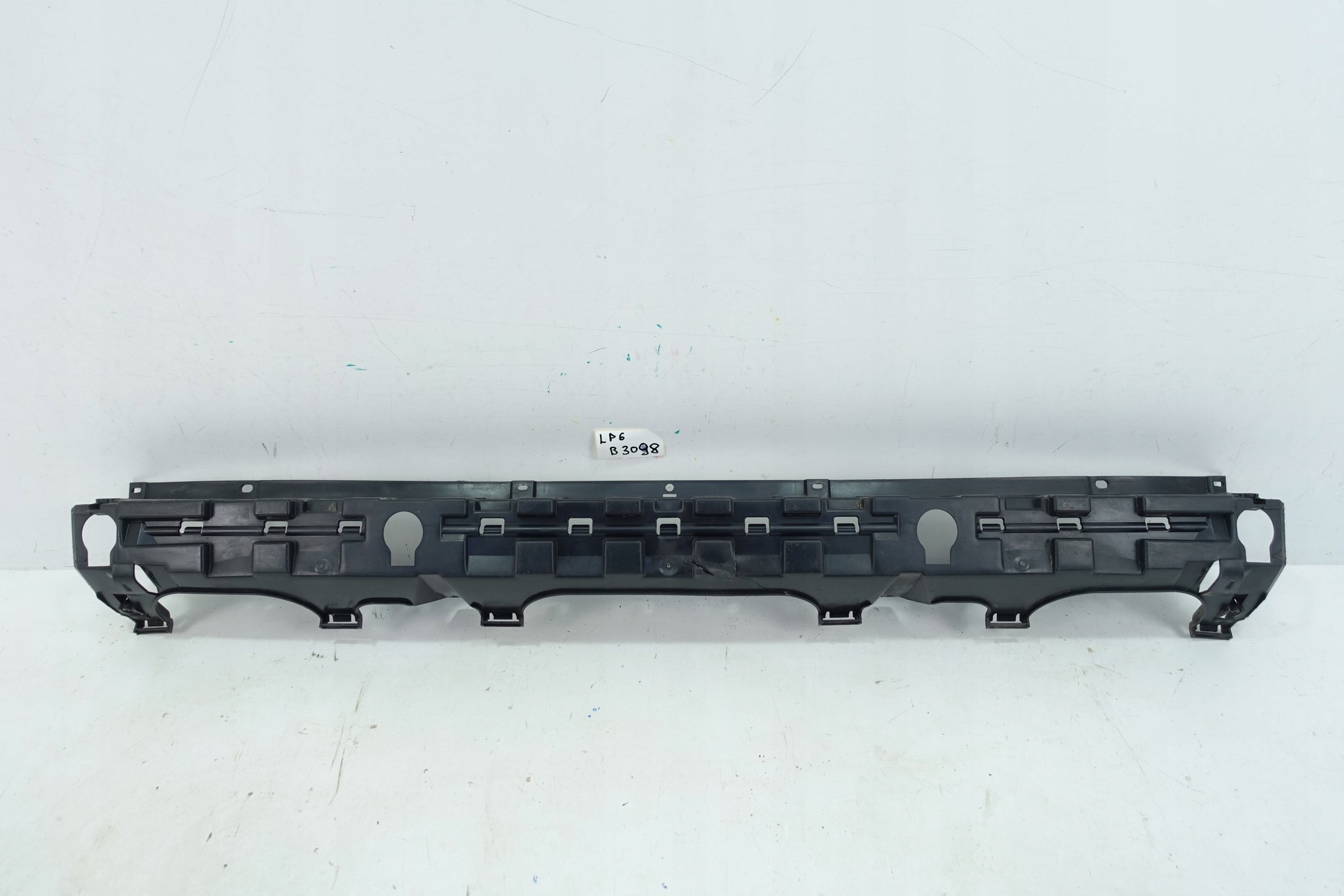 support holder of a bumper rear part VW CRAFTER SPRINTER