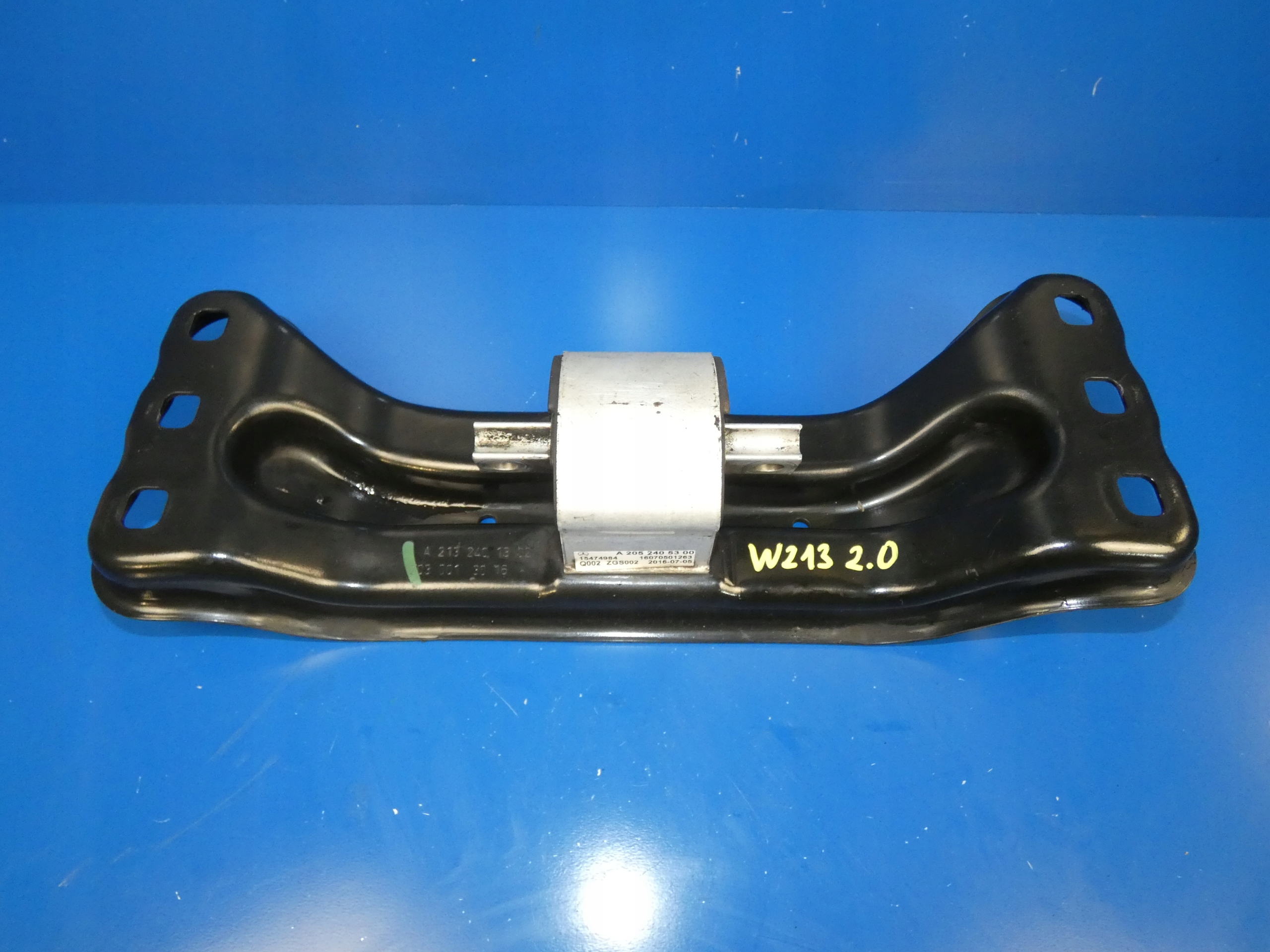 MERCEDES W213 2.0 CDI SUPPORTO STAFFA CAMBIO