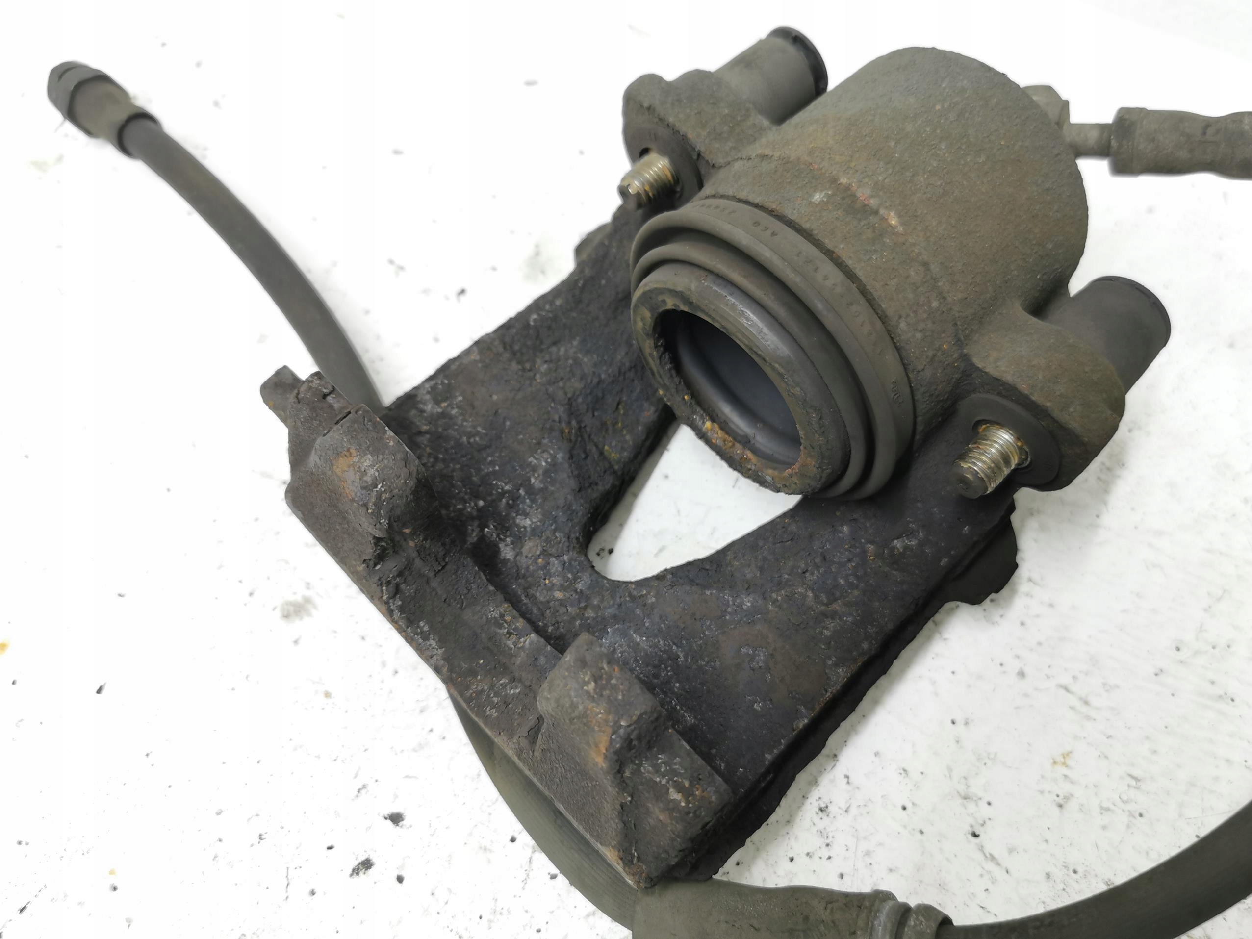 caliper brake right front SKODA OCTAVIA II LIFT