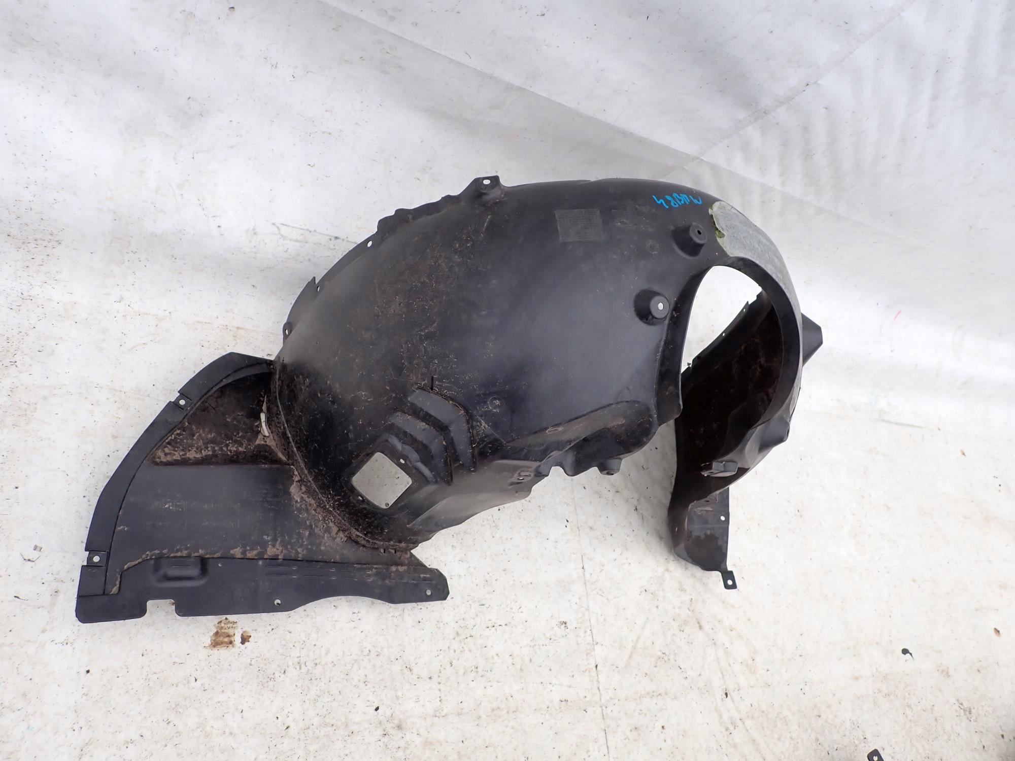 BMW 2 F45 F46 14-18 mudguard front front right
