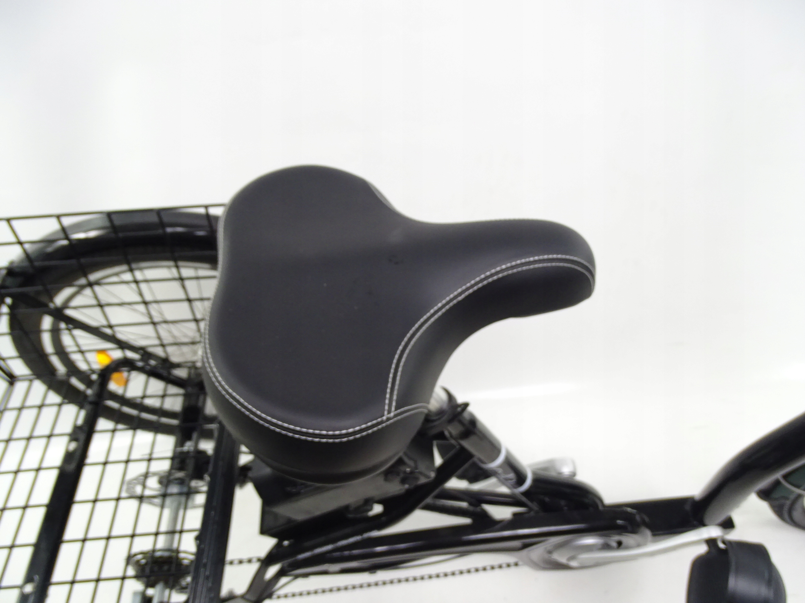 Rower trójkołowy Rayon ADRO rama 18 cali koło 24 " czarny elektryczny Rozmiar ramy mniejsza