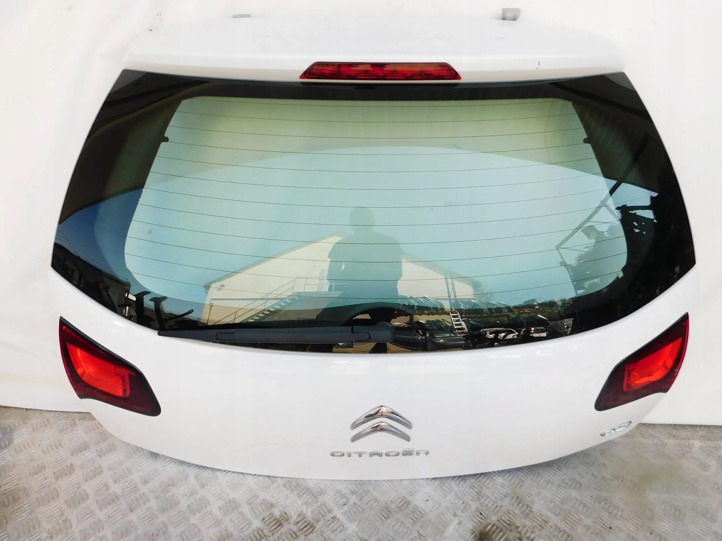 KLAPA TYŁ TYLNA BAGAŻNIKA CITROEN C3 II 09-