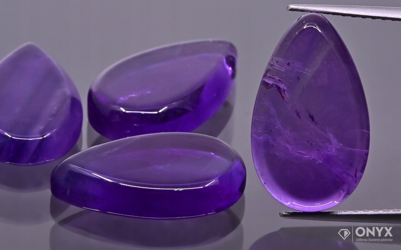 Ametyst mělká slza 20x12 mm