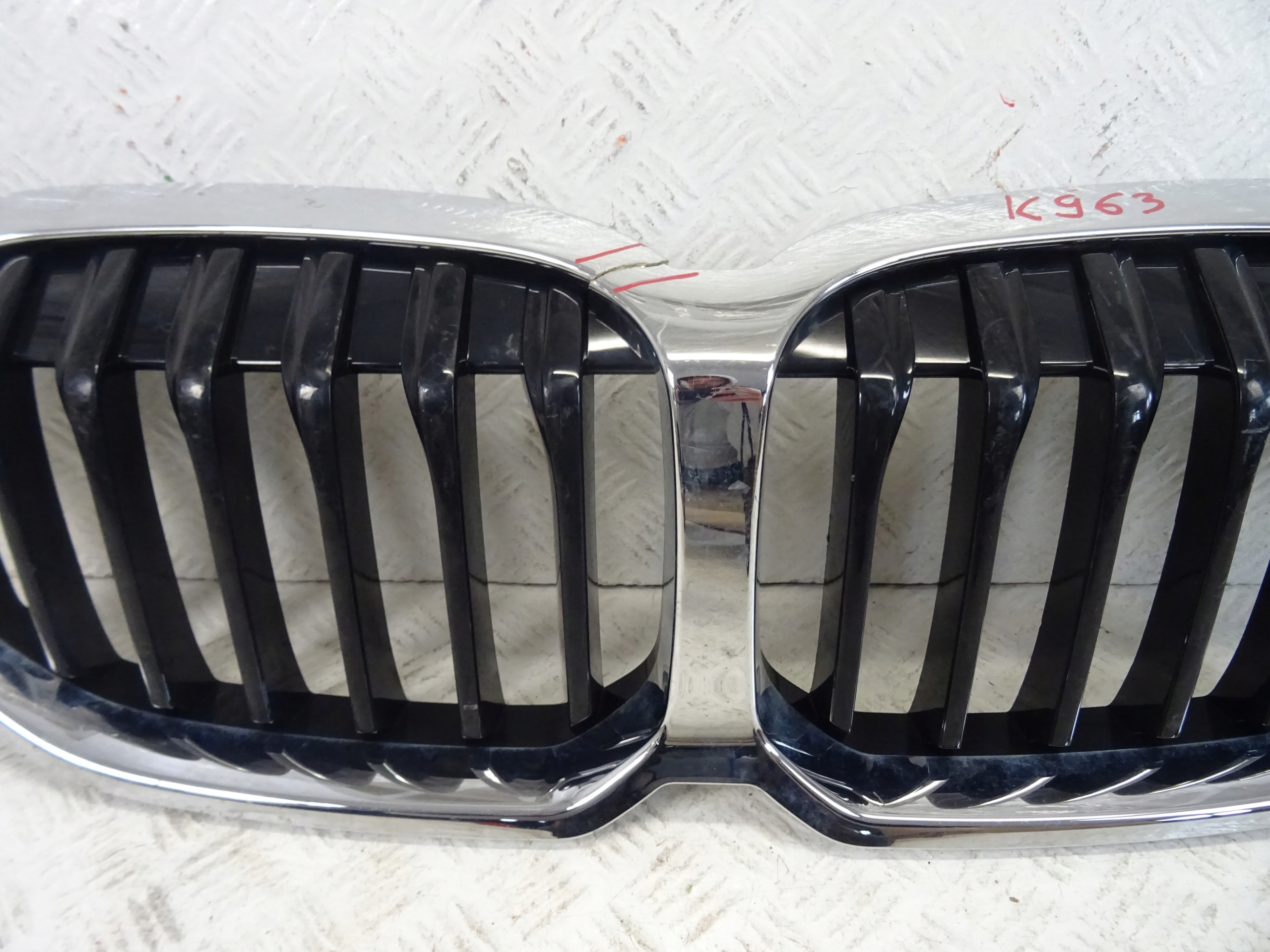 front PREKLADgrill front front kidney grilles BMW 1 F40 7450957