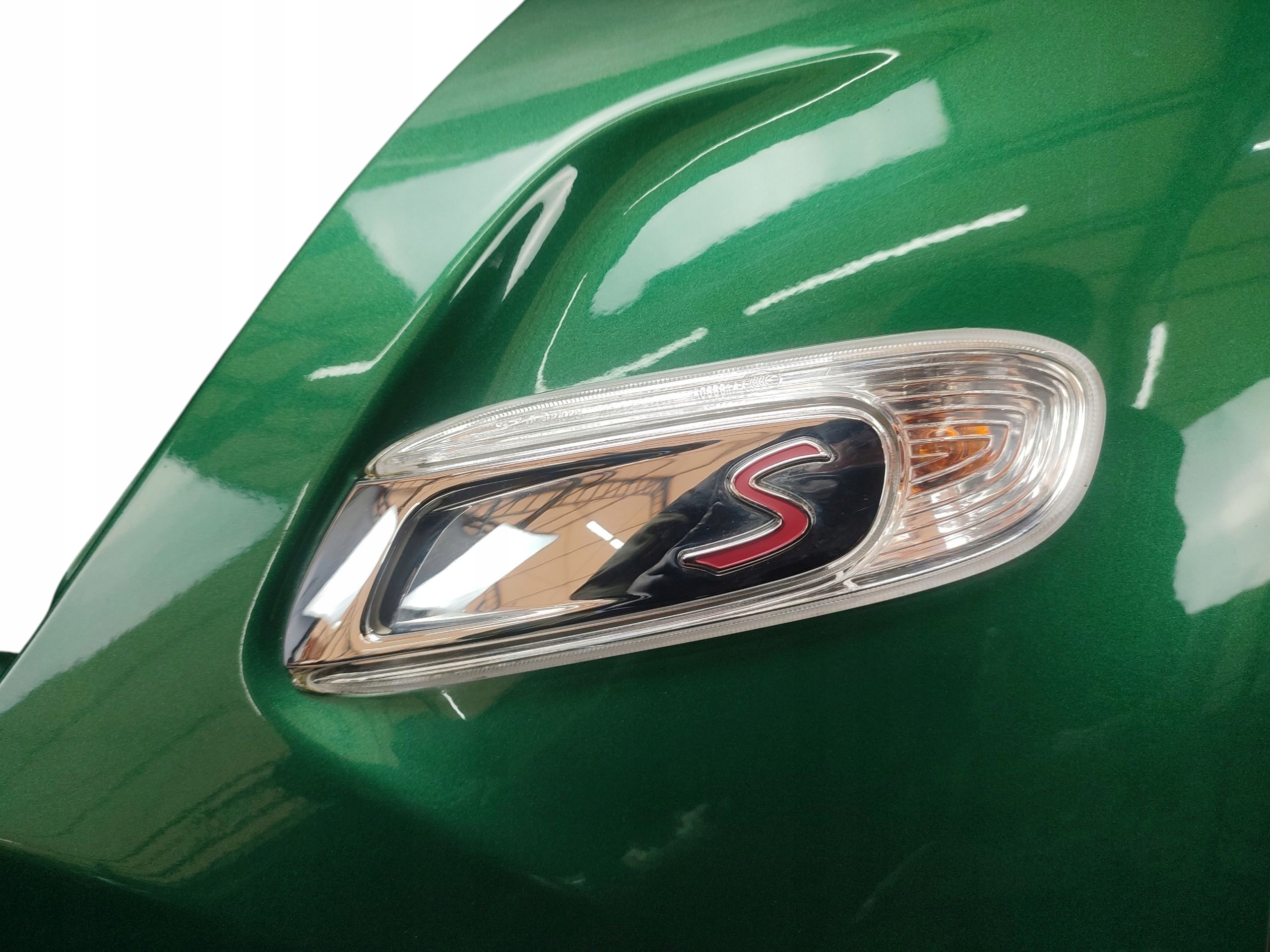 fender left front MINI COOPER F55 LIFT LAK: C3B (18-20)