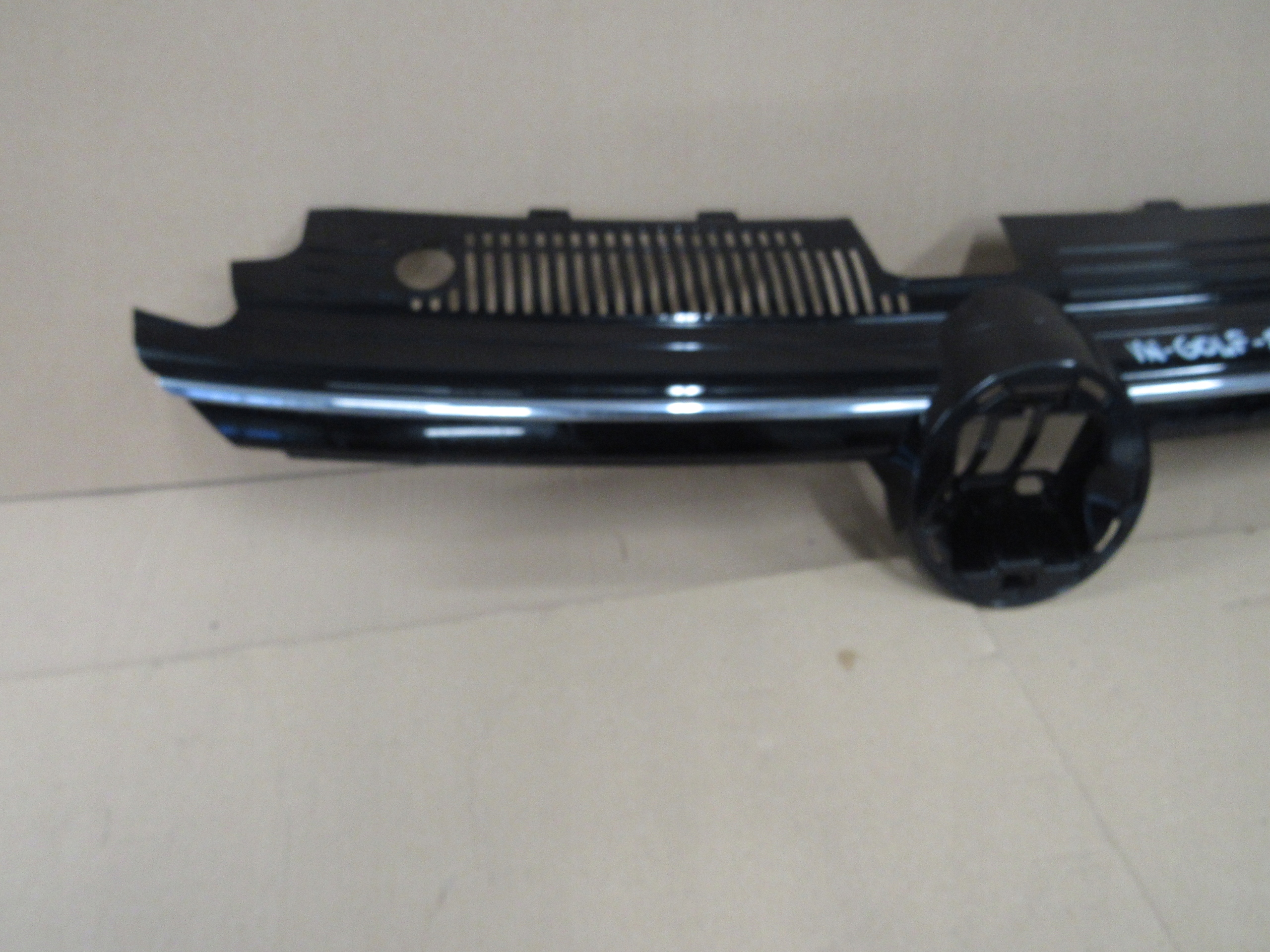 VW Golf VIII Kühlergrill FRONTGRILL Kühlergitter - Thumbnail 3