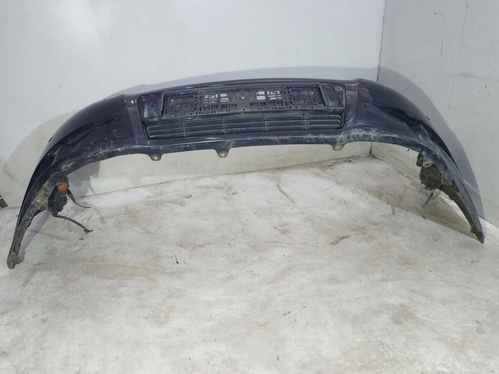 Toyota Avensis III 3 T27 bumper front front 209