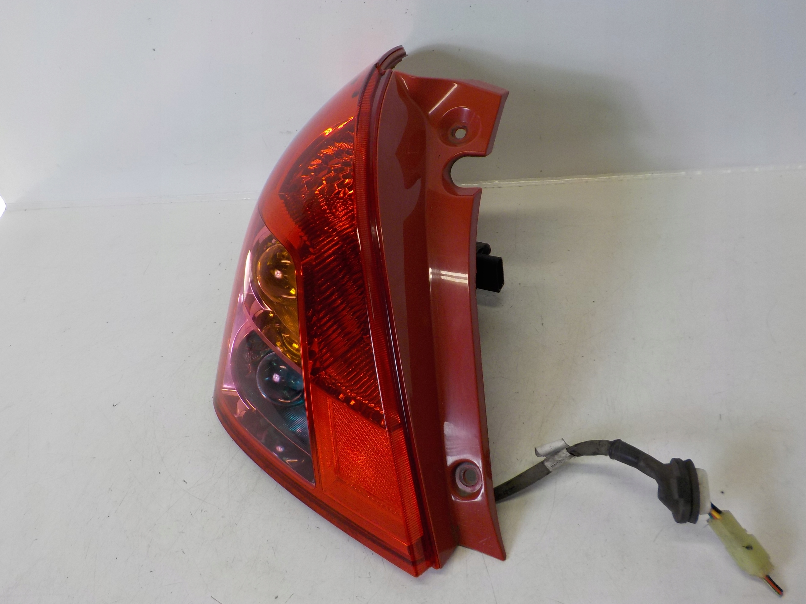SUZUKI SWIFT III MK6 LIFT light left rear left rear part