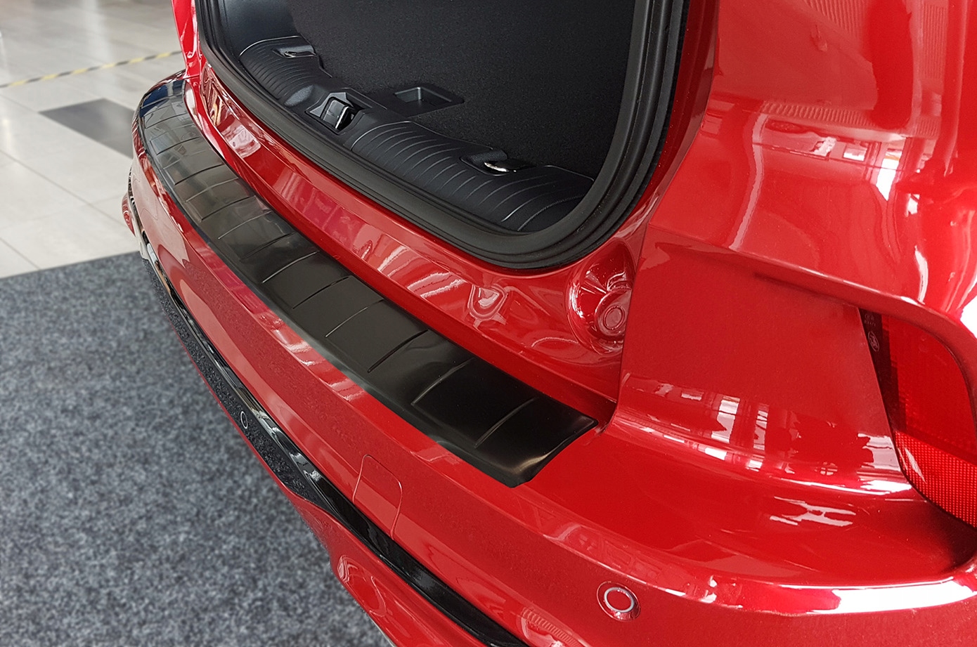 FORD KUGA III ST-LINE 2019- NAKŁADKA NA ZDERZAK EAN (GTIN) 5901250452708