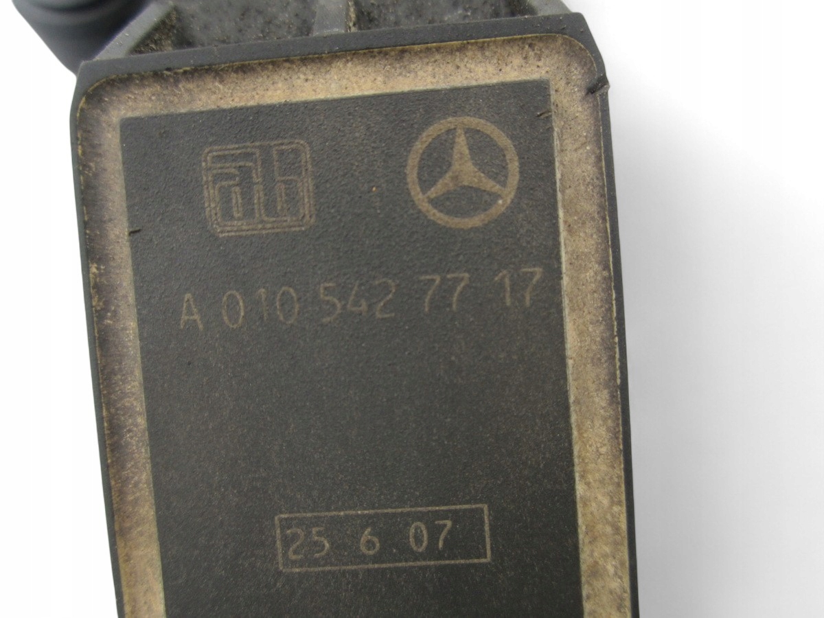 sensor poziomowania rear rear part right Mercedes GL X164