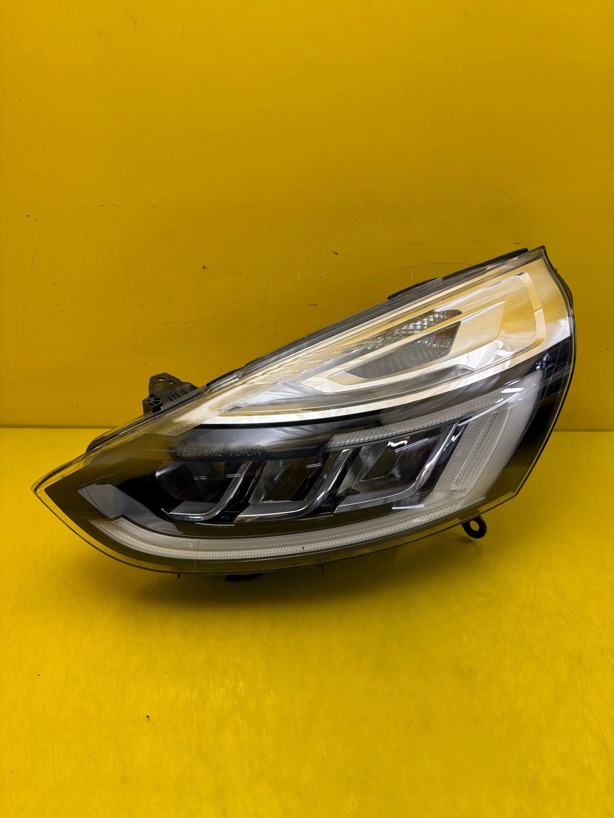 light left front Renault Clio 4 IV Full Led 260605046R
