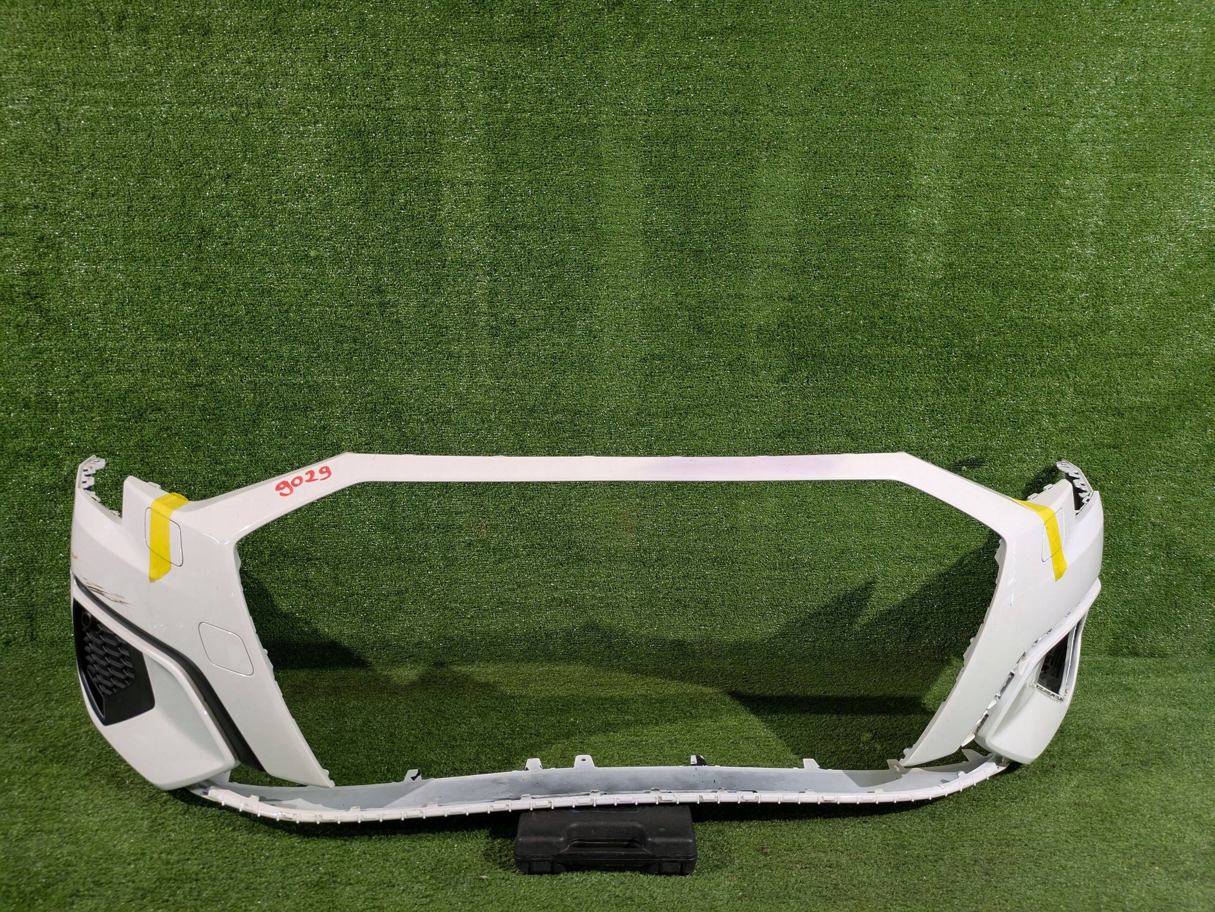 front bumper front AUDI A3 8Y NR.Z9029