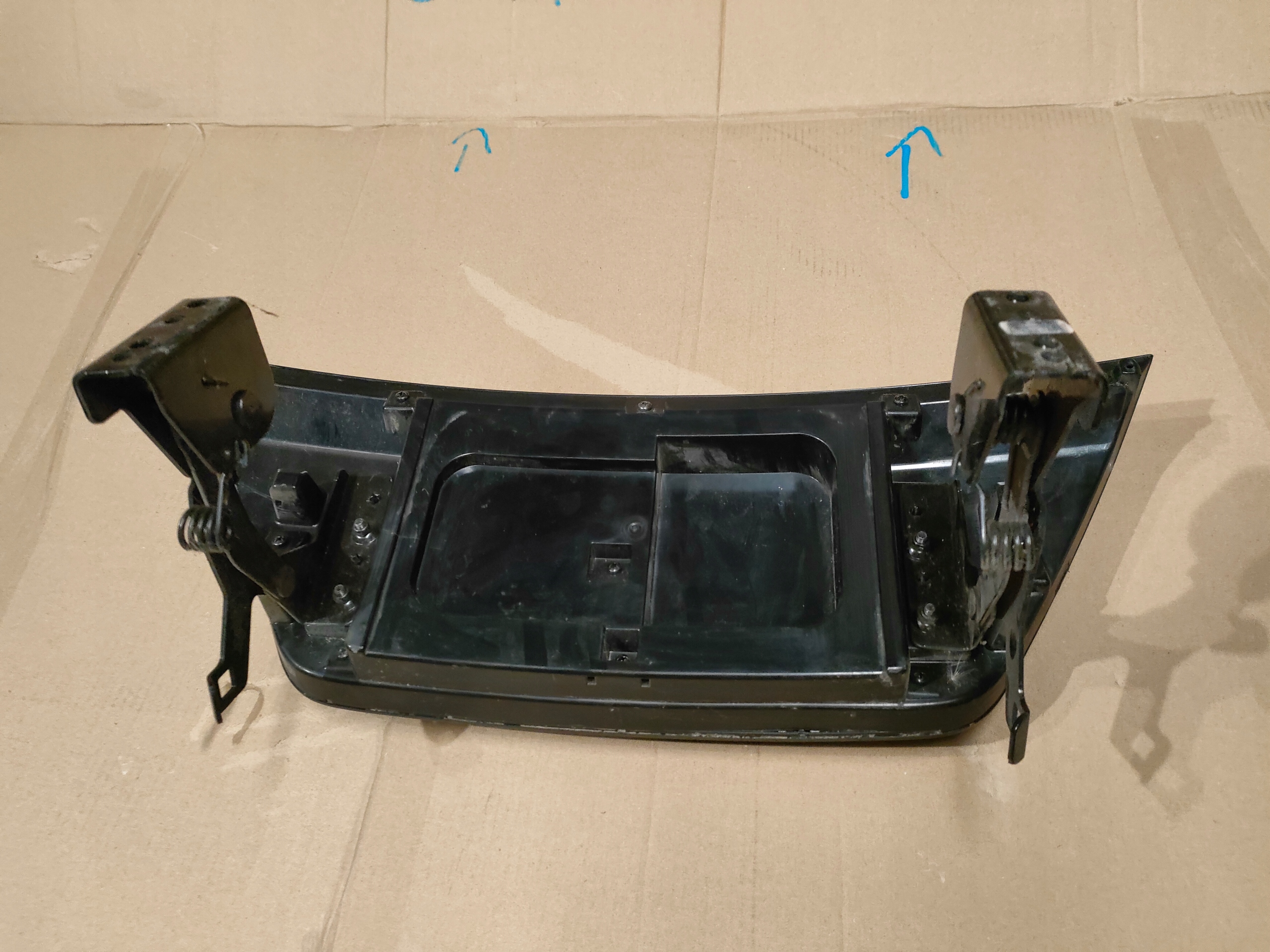 GRIGLIA Logo Logo Emblemat Dacia Spring