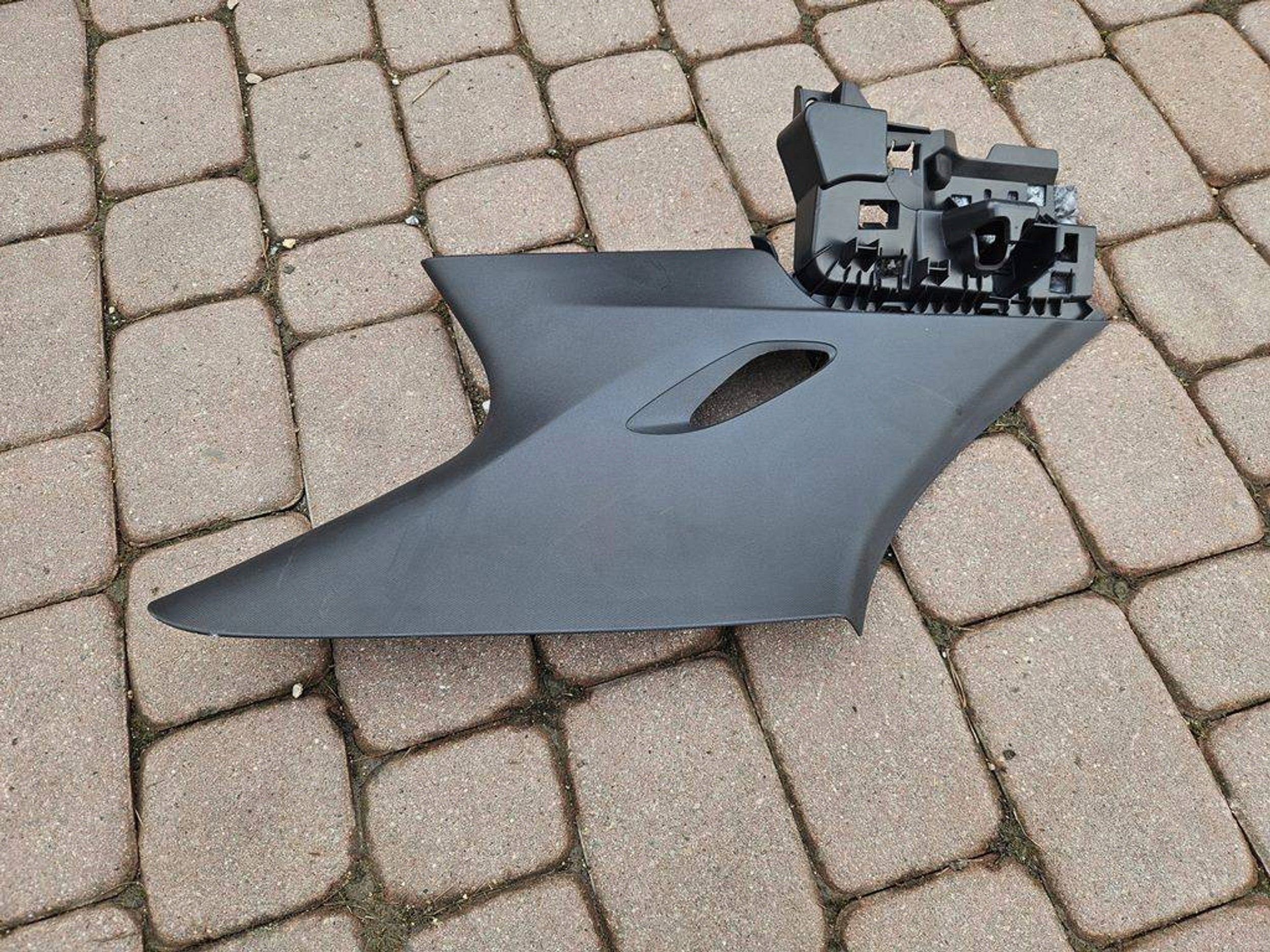 cover cover slupka left boot Opel Mokka B 2 9834920280