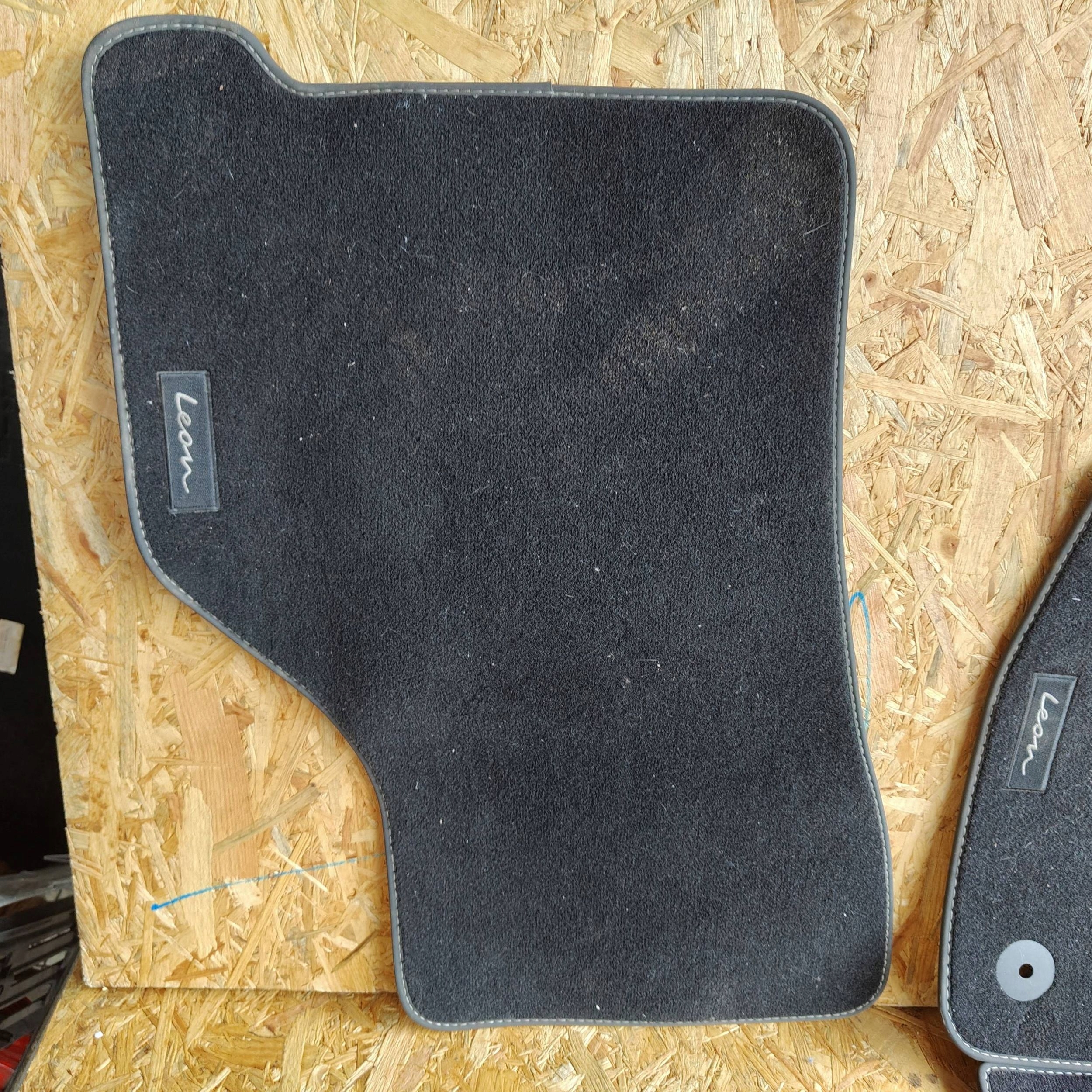 mats floor Seat Leon IV 5EB093990M