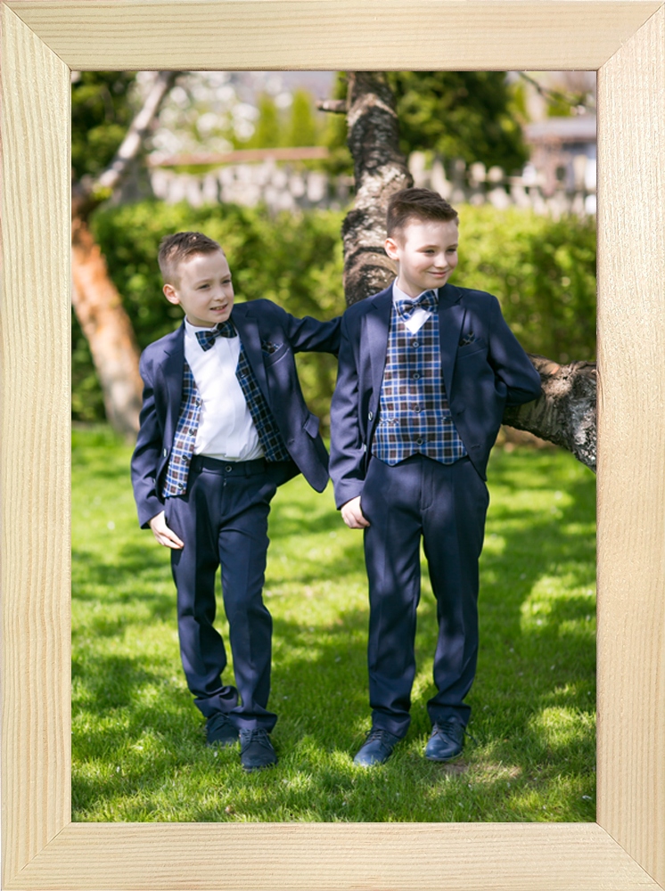 FOTO-RAMKA na zdjęcia 15x21 [cm] -GRUBA - DREWNIANA,DO POWIESZENIA