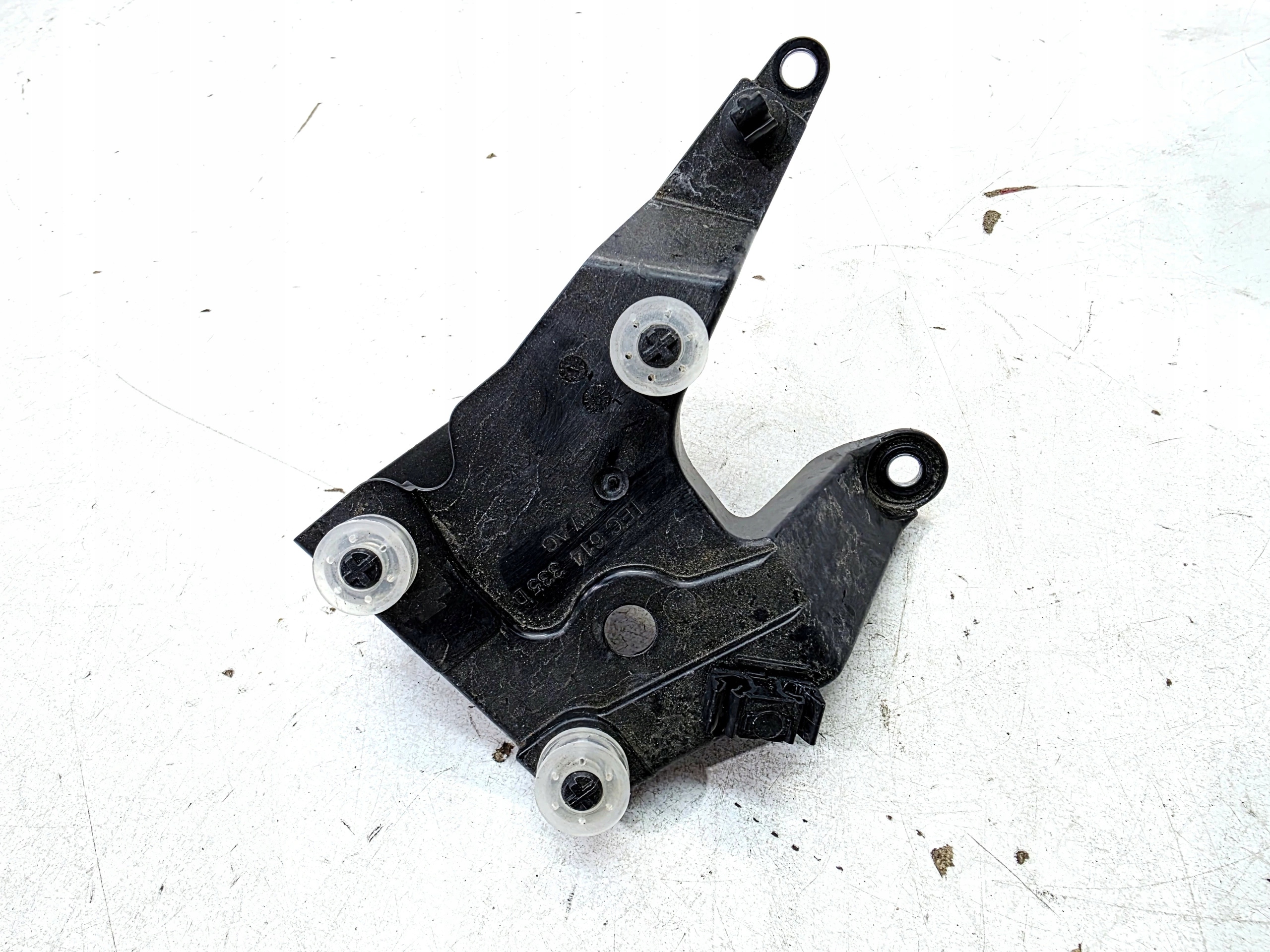 holder holder bracket POMPY ABS ESP AUDI Q4 E-TRON 1EC614335D