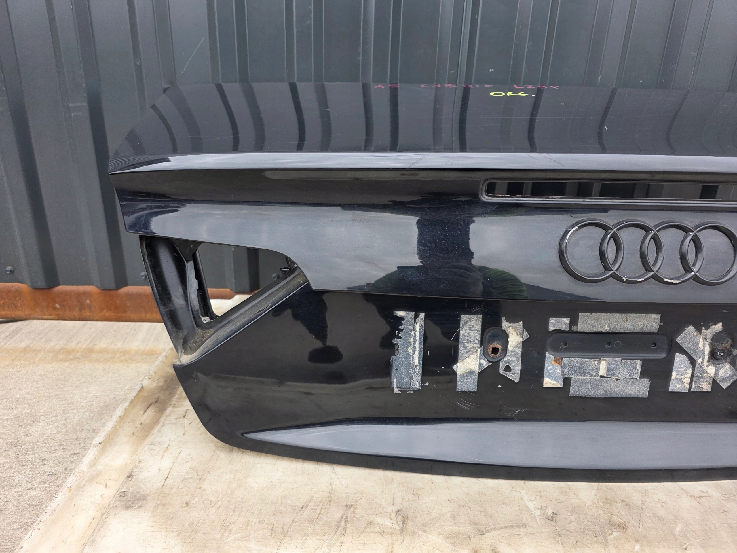 boot doors rear part AUDI A5 8T CABRIO LZ9Y original !!!